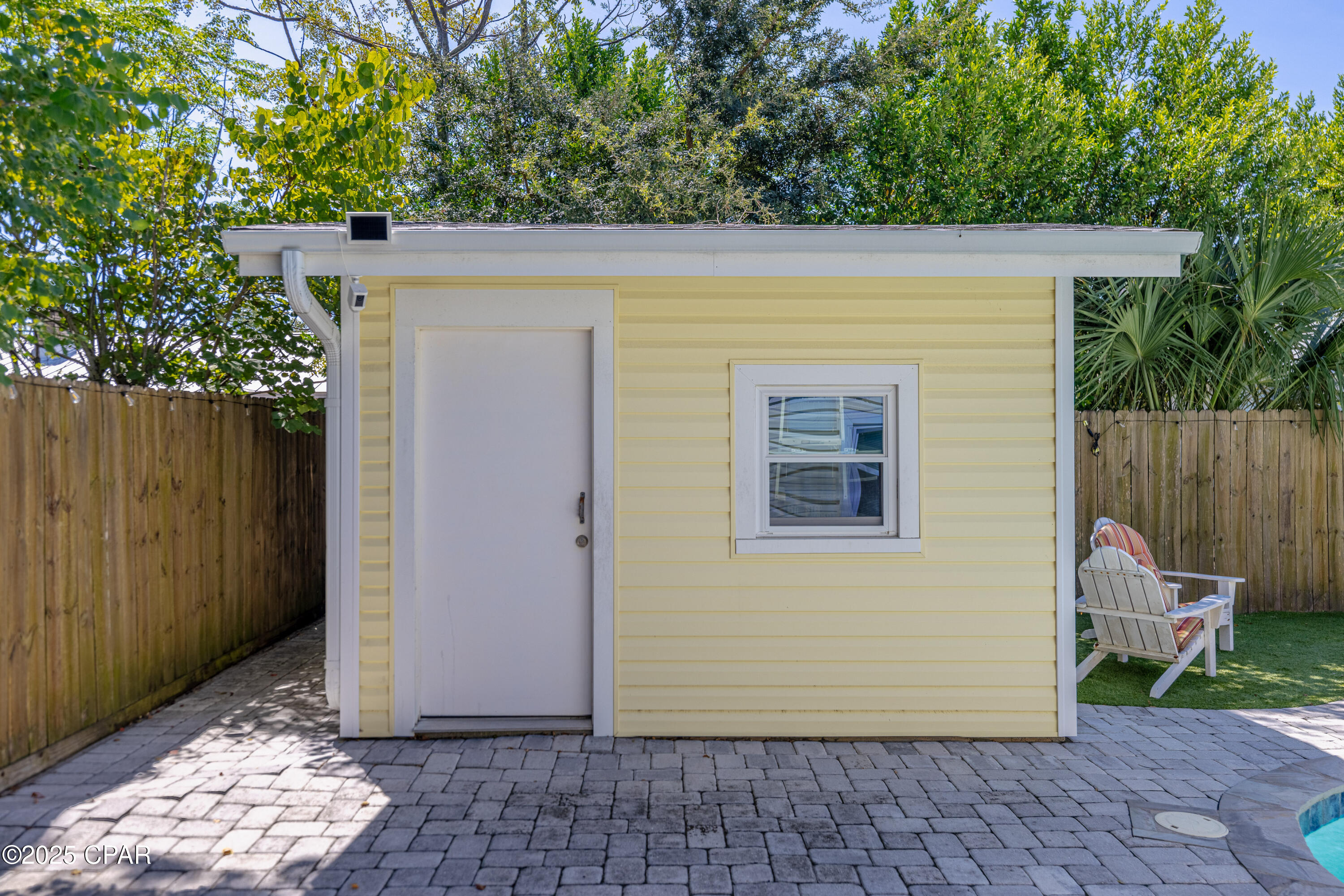 123 Oleander Circle
