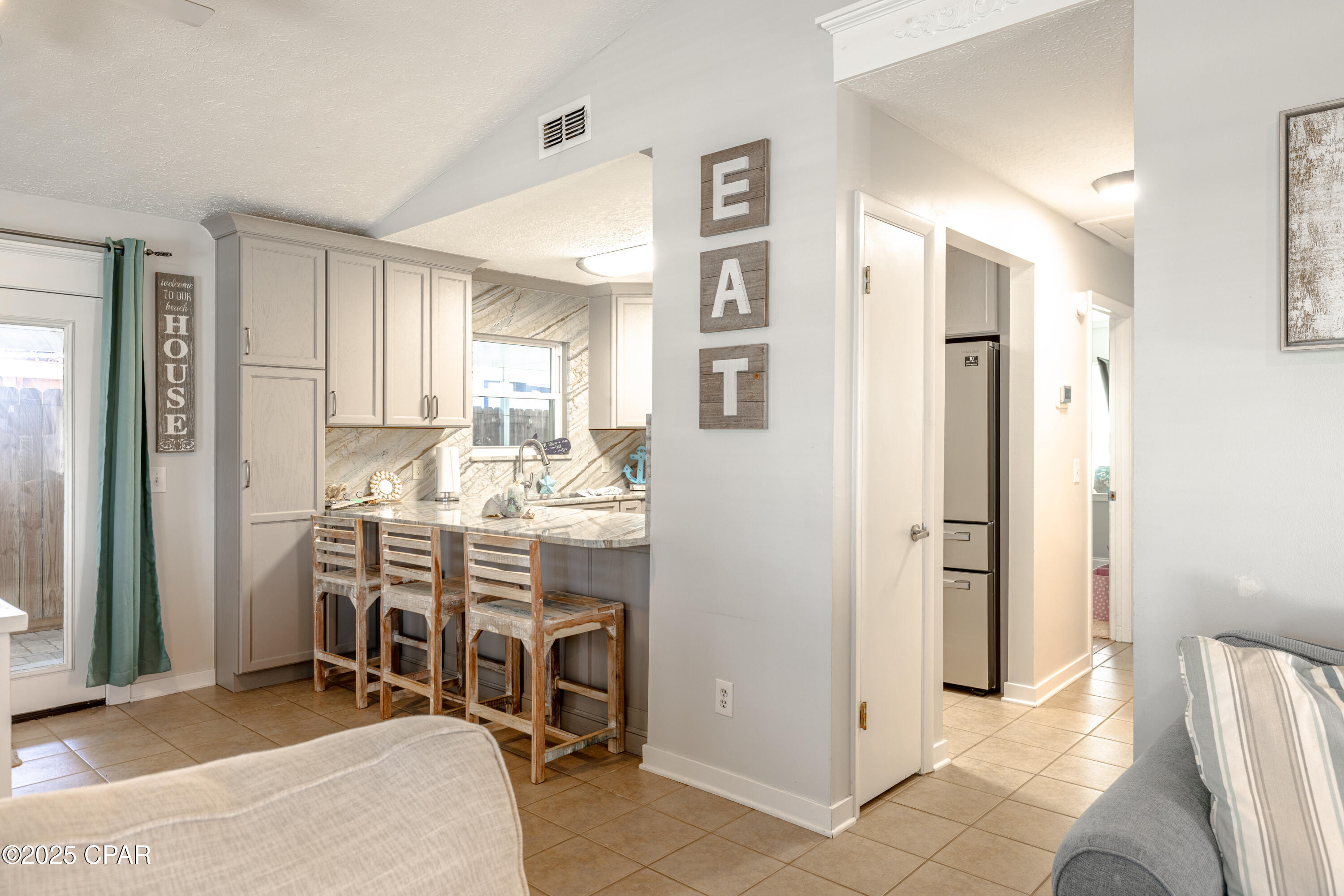123 Oleander Circle