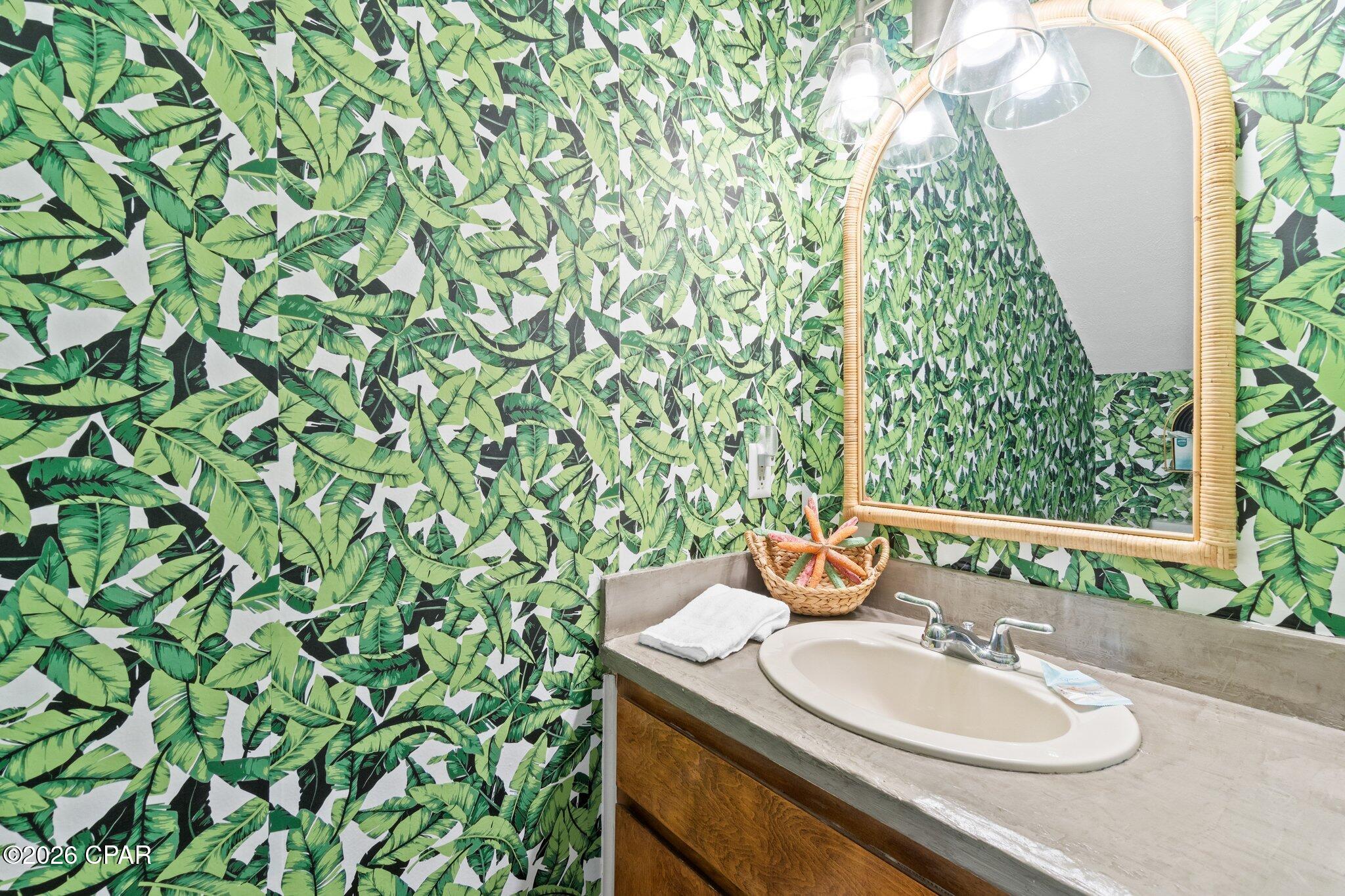 6304 Thomas Drive U5