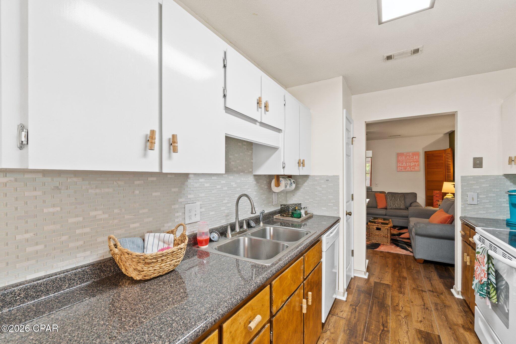 6304 Thomas Drive U5