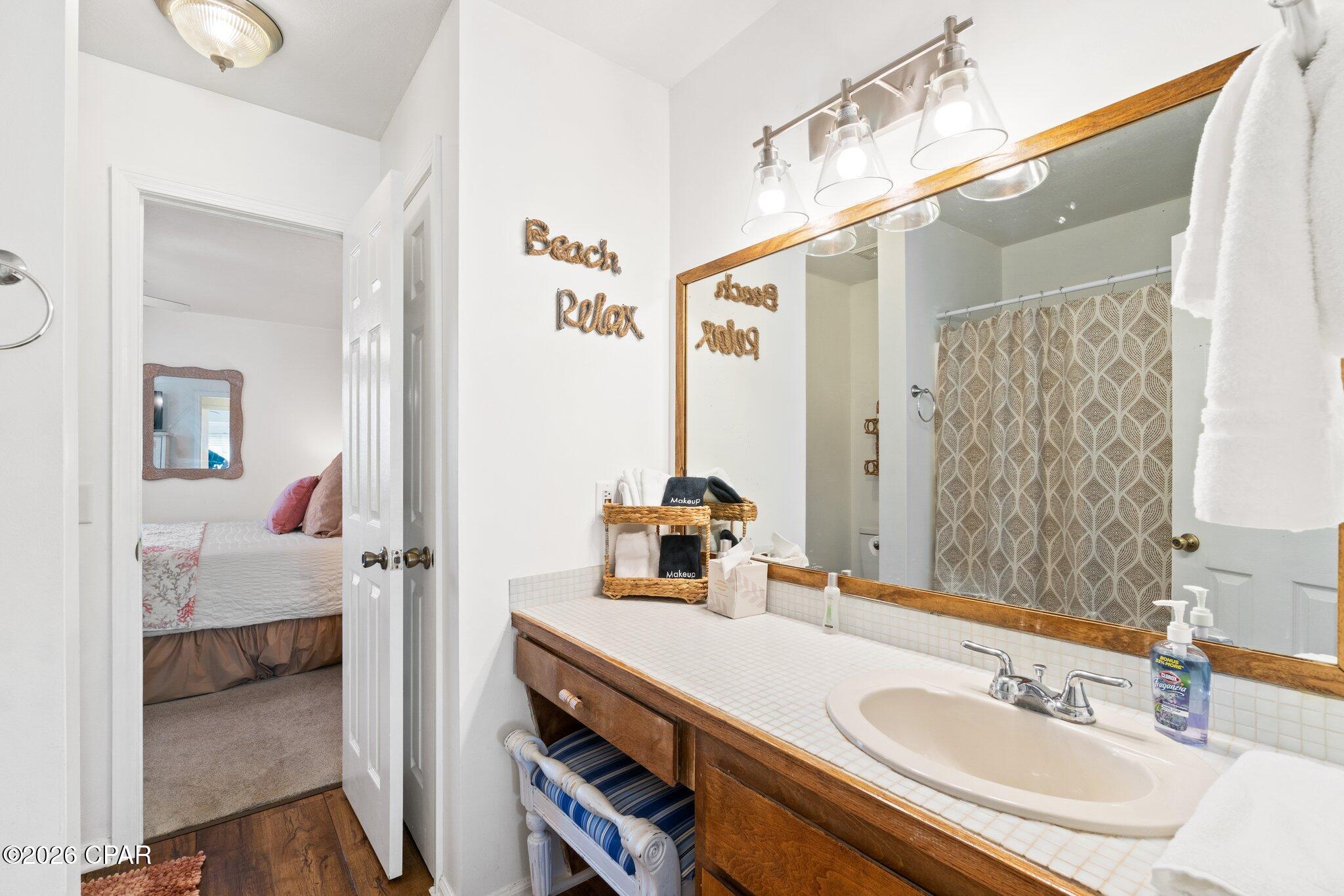 6304 Thomas Drive U5