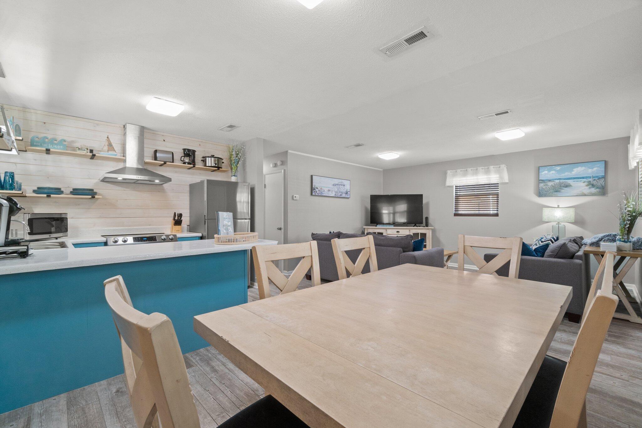 7010 Beach Drive