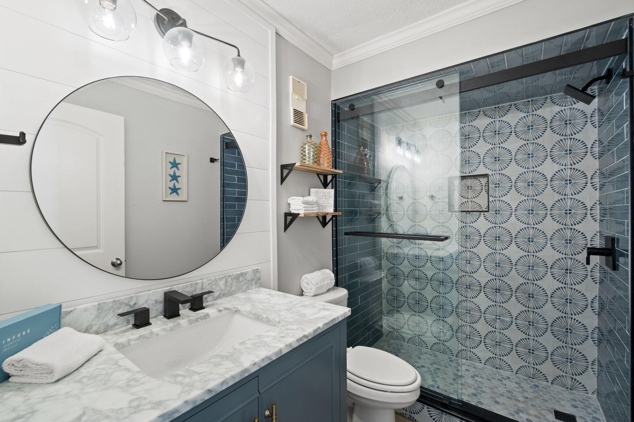 5801 Thomas Drive, UNIT 301