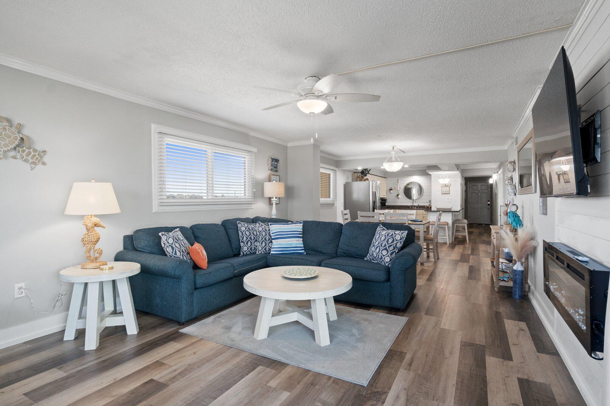 5801 Thomas Drive, UNIT 301