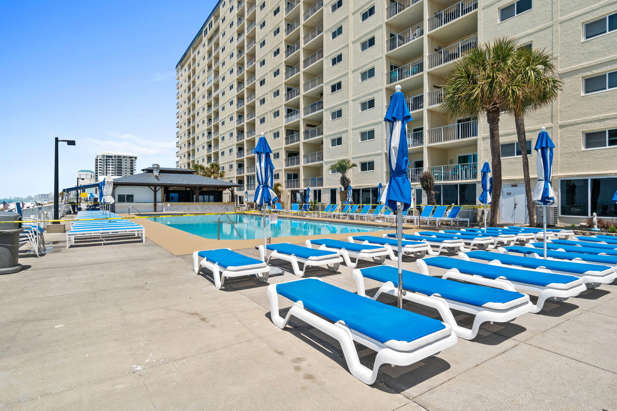 5801 Thomas Drive, UNIT 301
