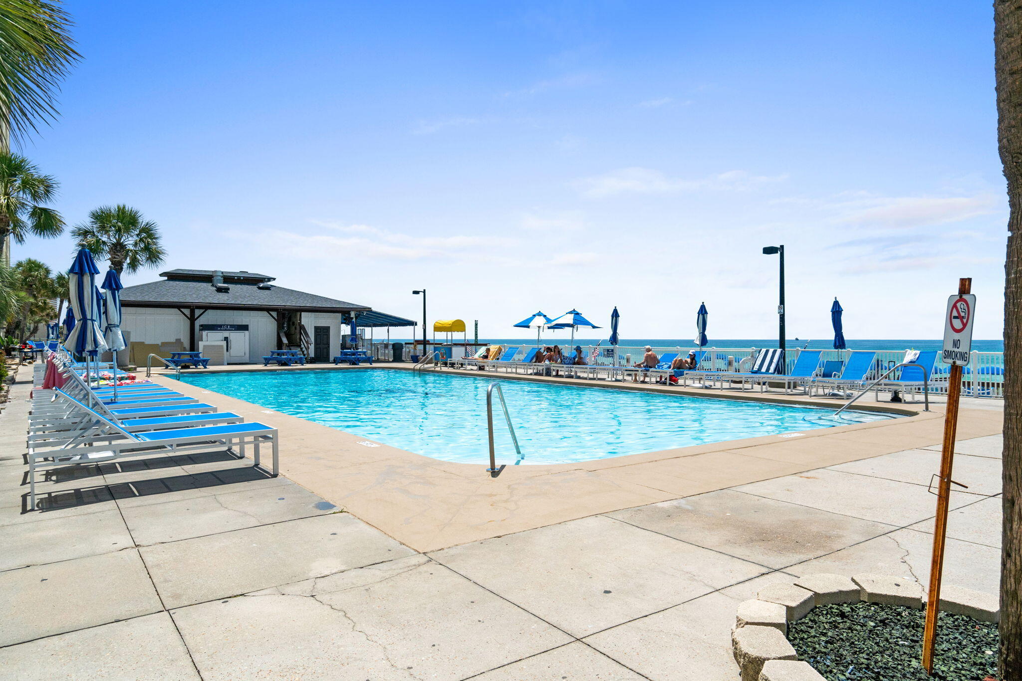 5801 Thomas Drive, UNIT 301