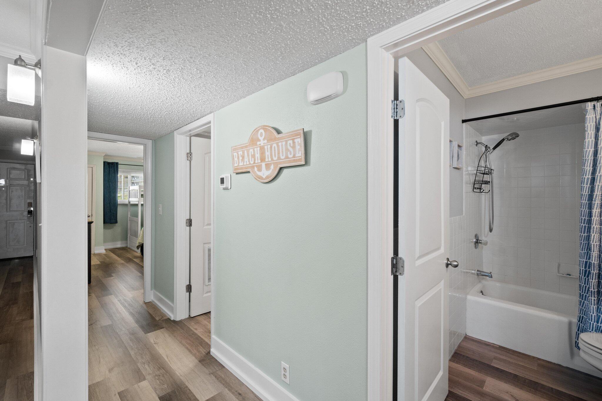 5801 Thomas Drive, UNIT 301