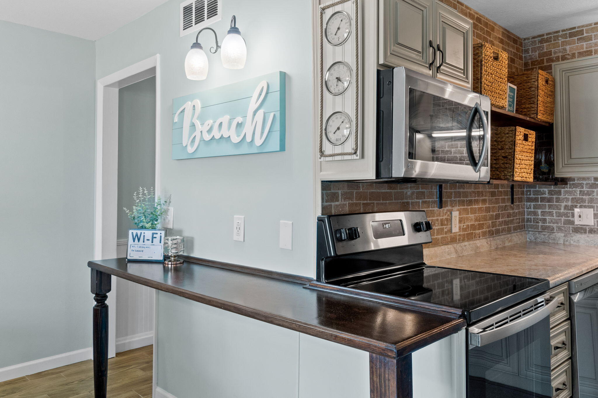 8743 Thomas Drive, UNIT 205