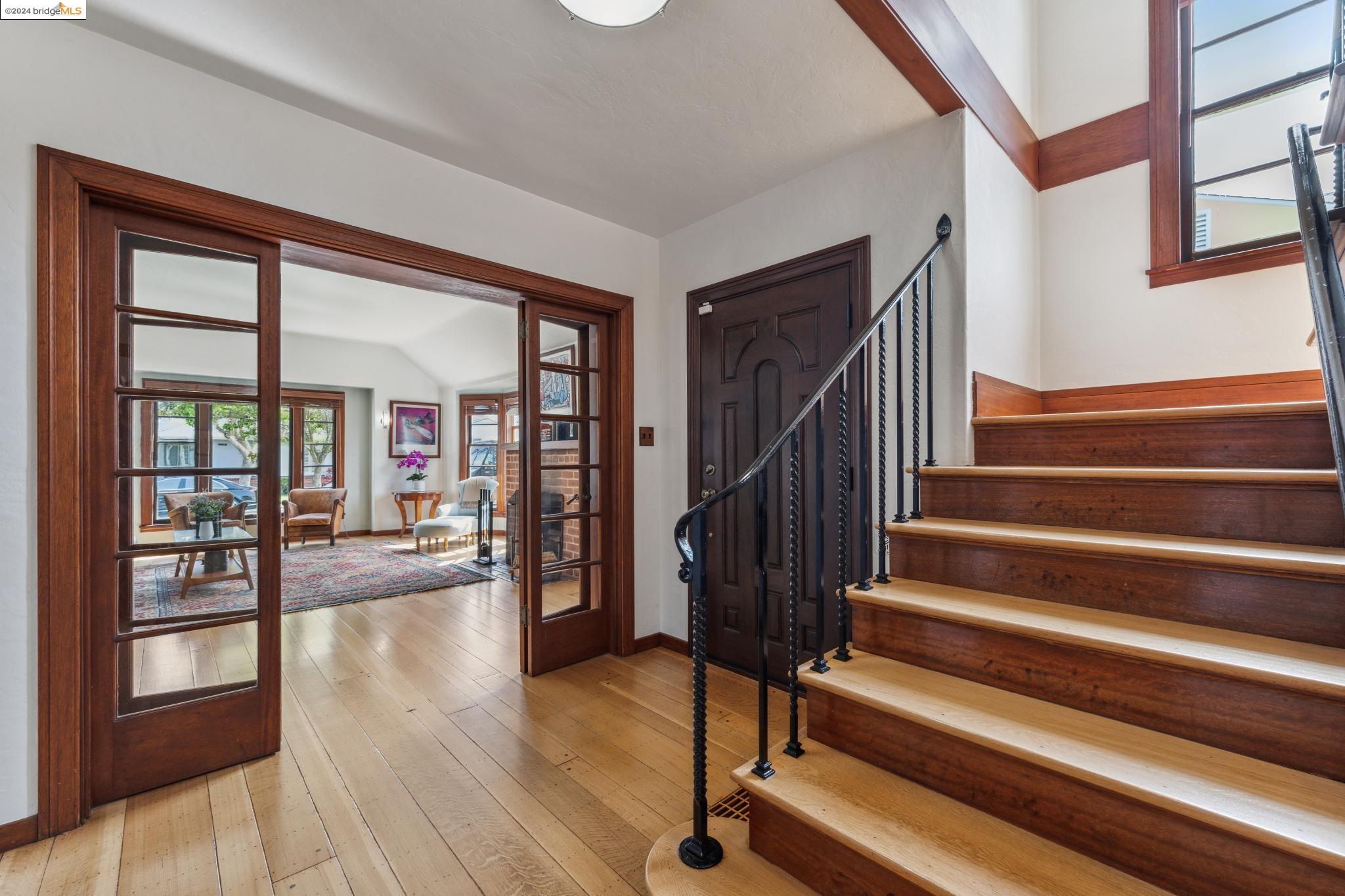 570 Pala Ave