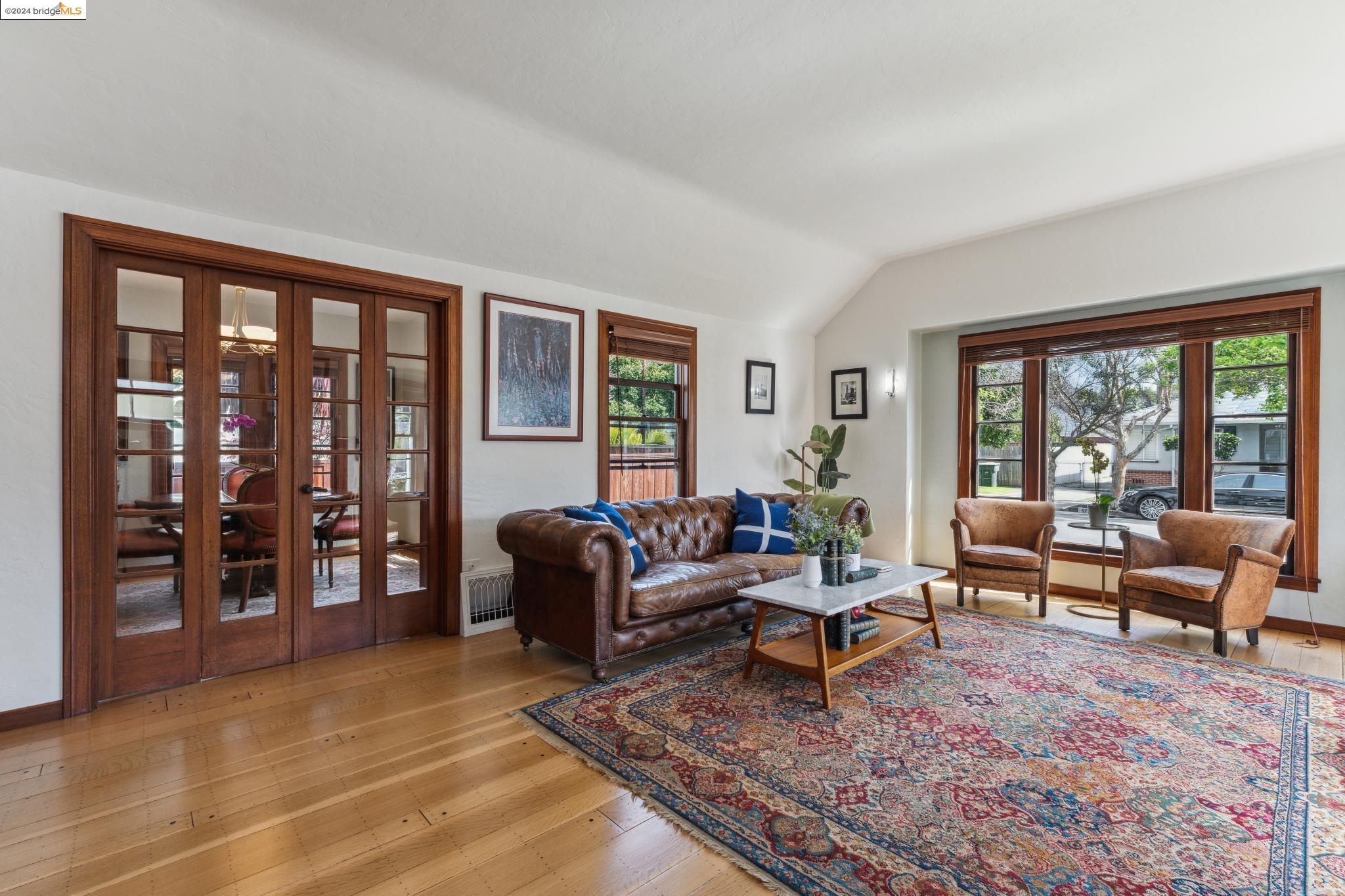570 Pala Ave