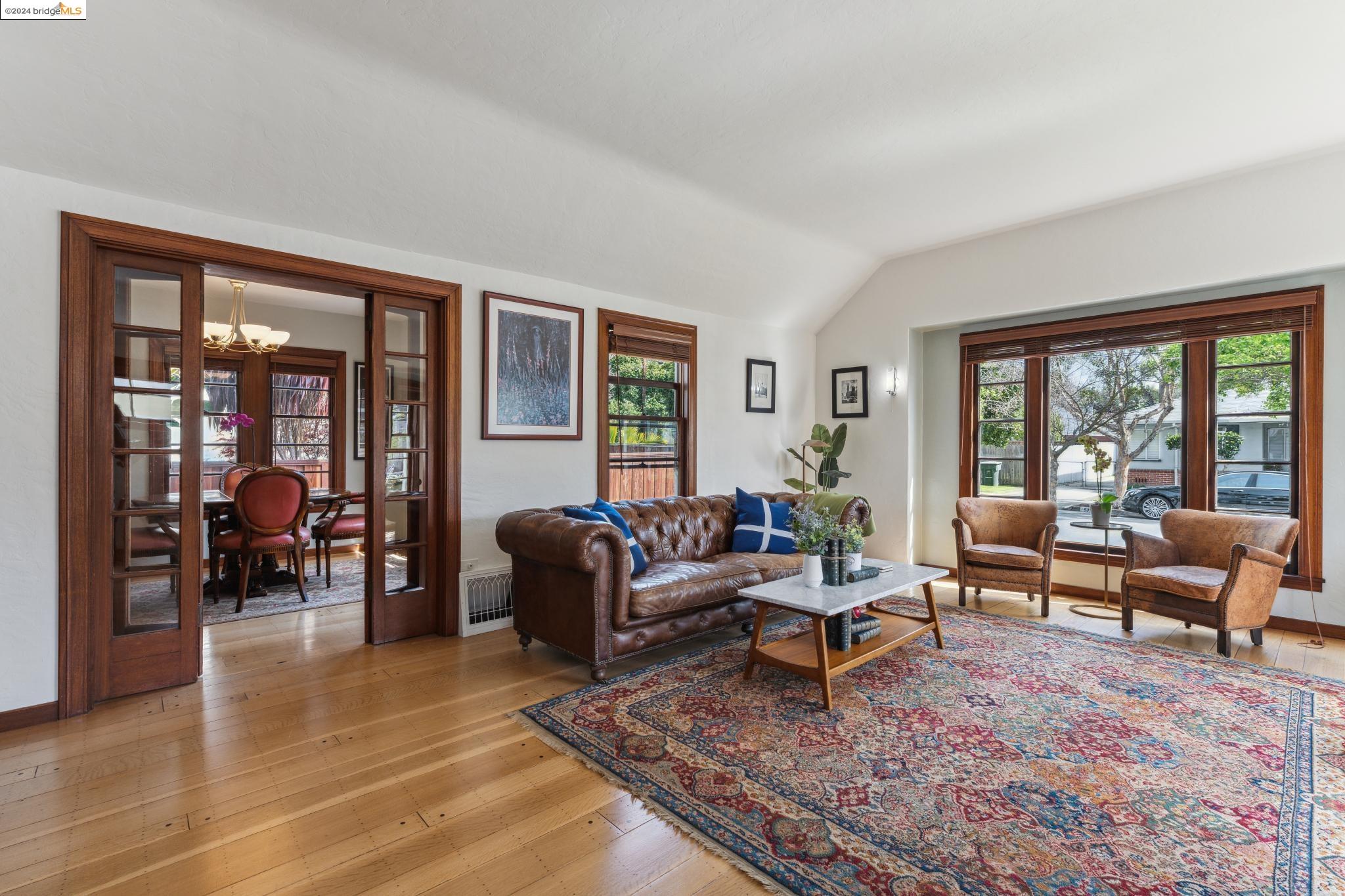 570 Pala Ave