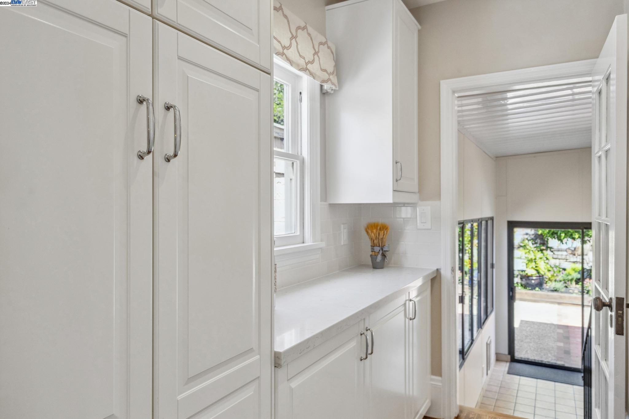 1308 Saint Charles St