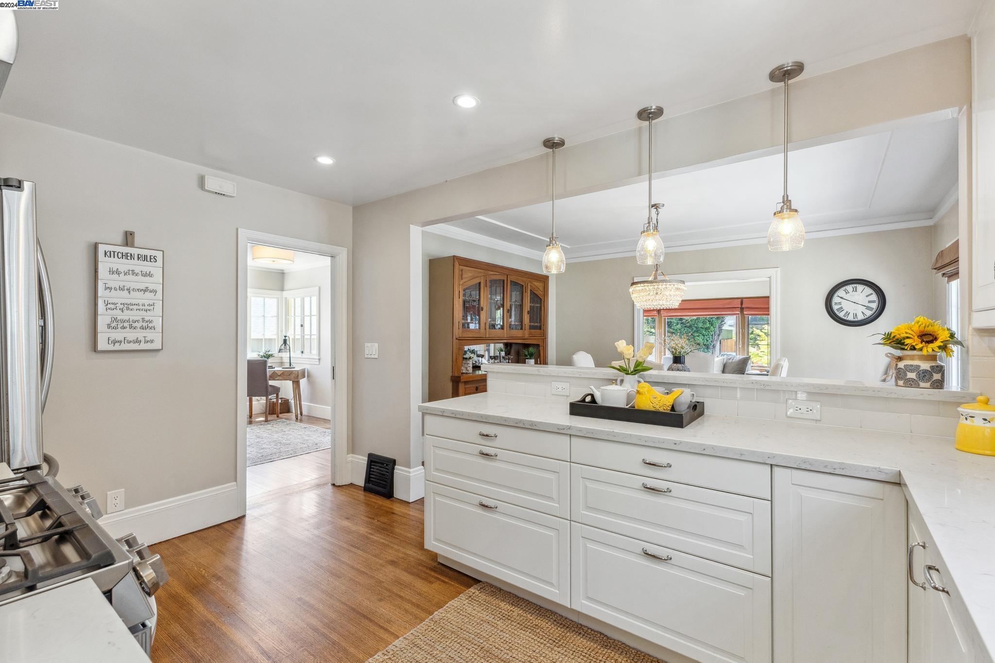 1308 Saint Charles St