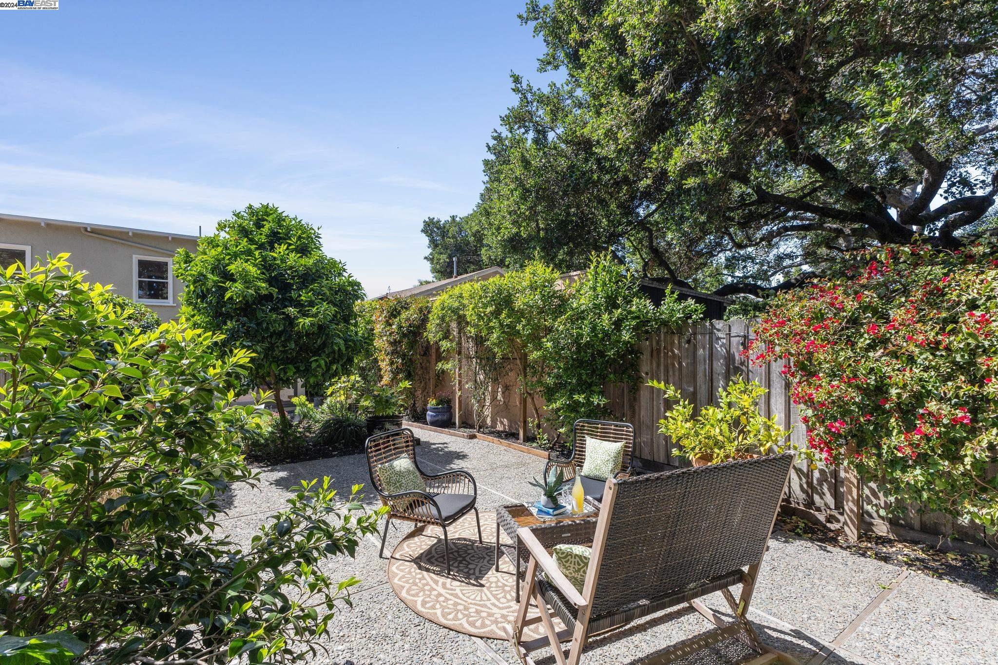 1308 Saint Charles St