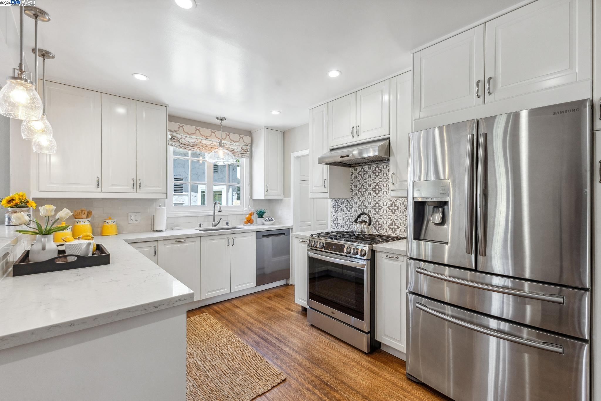 1308 Saint Charles St