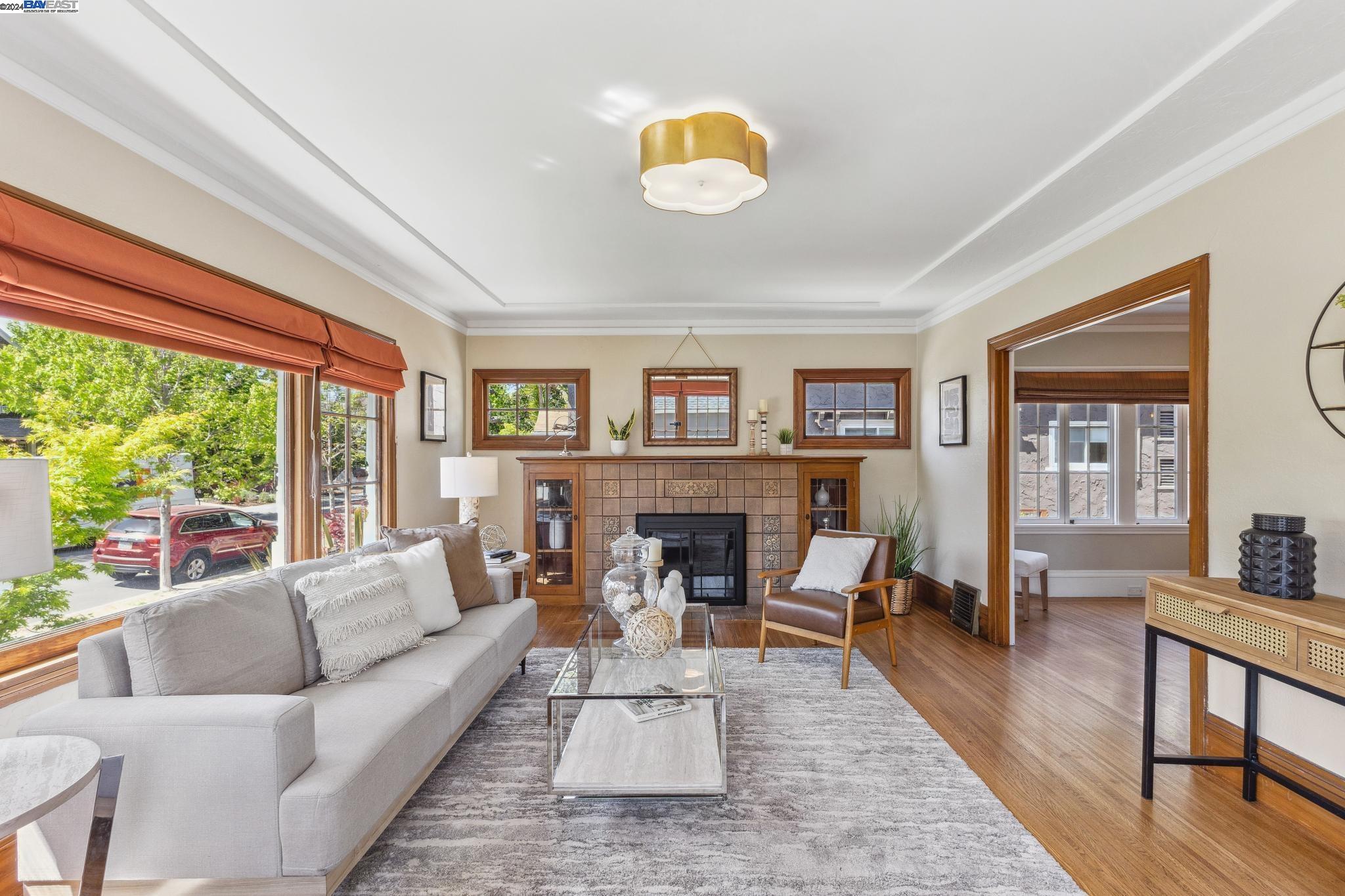 1308 Saint Charles St