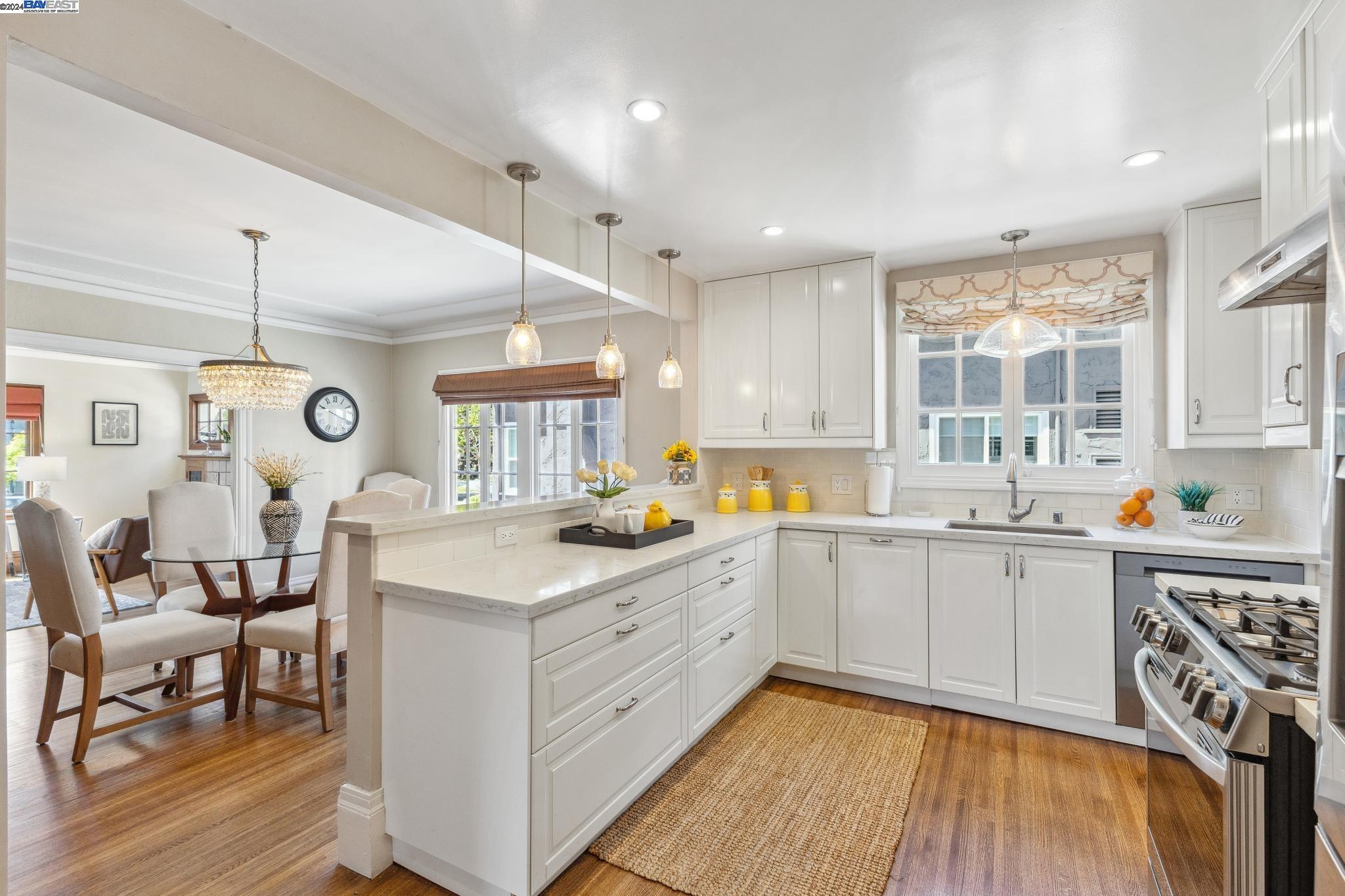 1308 Saint Charles St