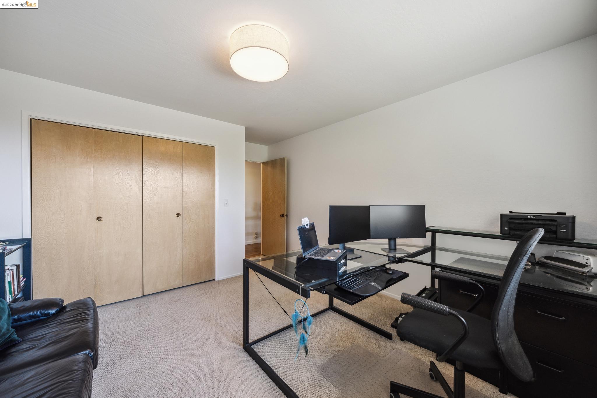 1408 Regent Dr