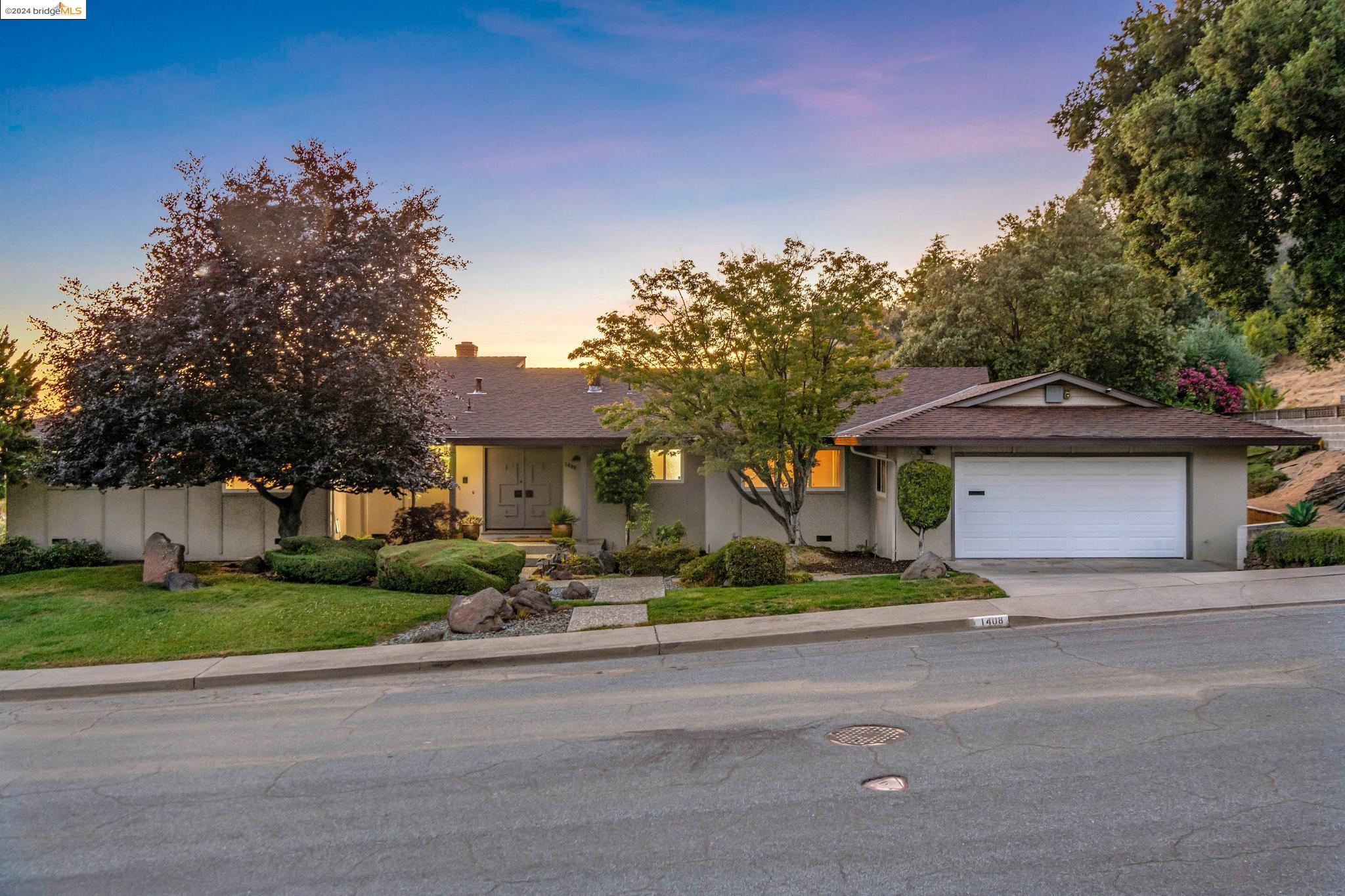 1408 Regent Dr