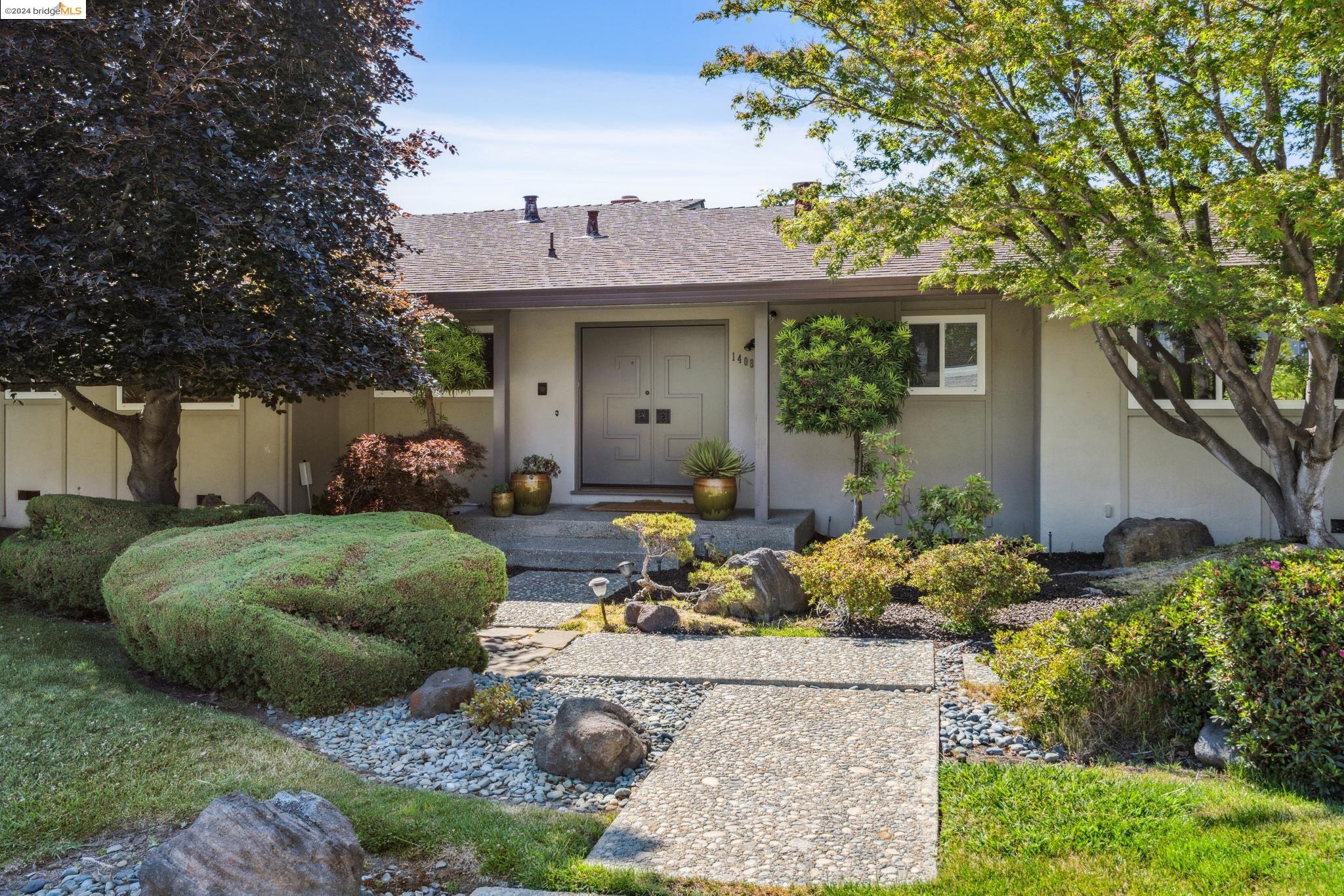 1408 Regent Dr
