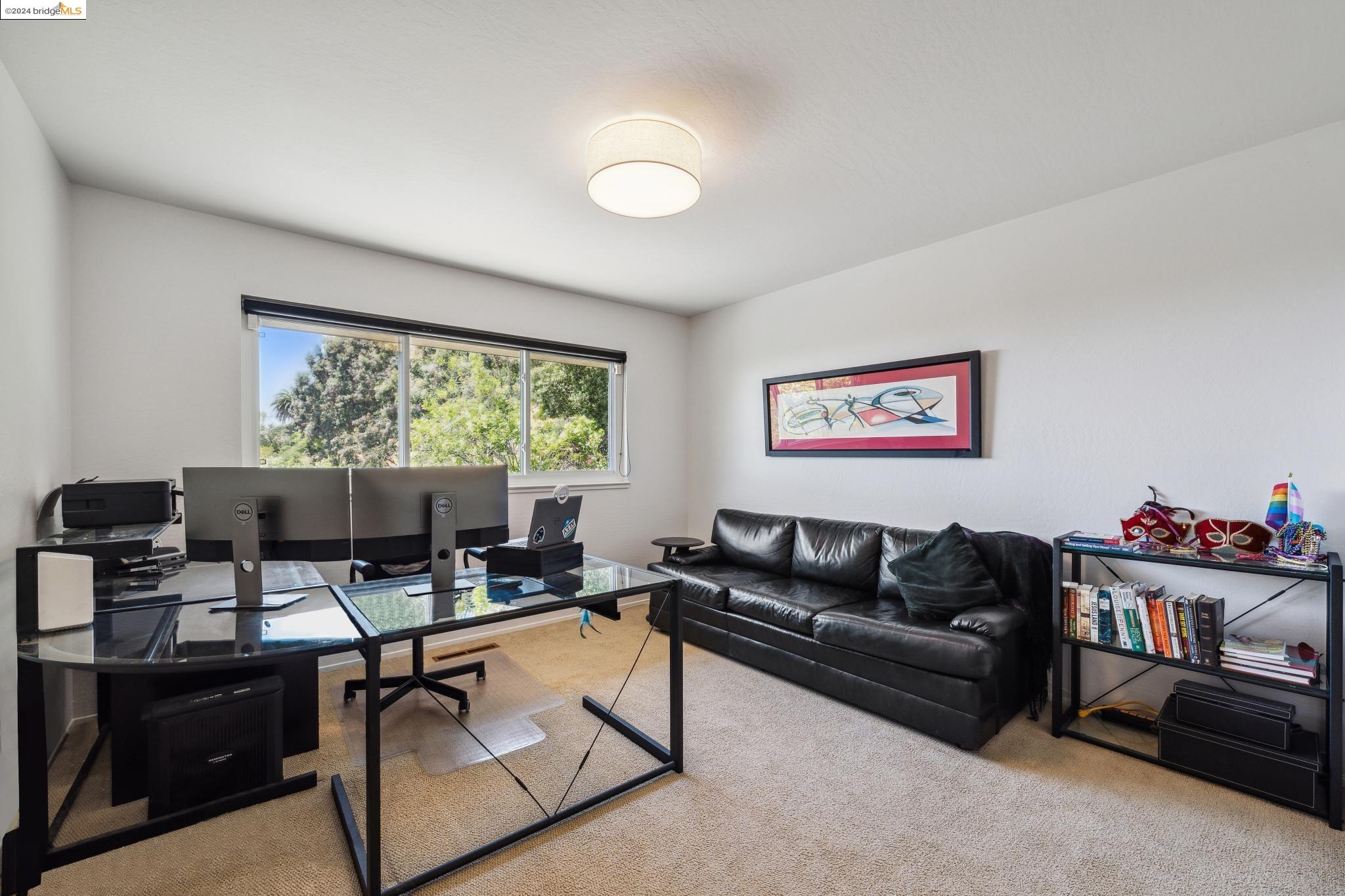 1408 Regent Dr