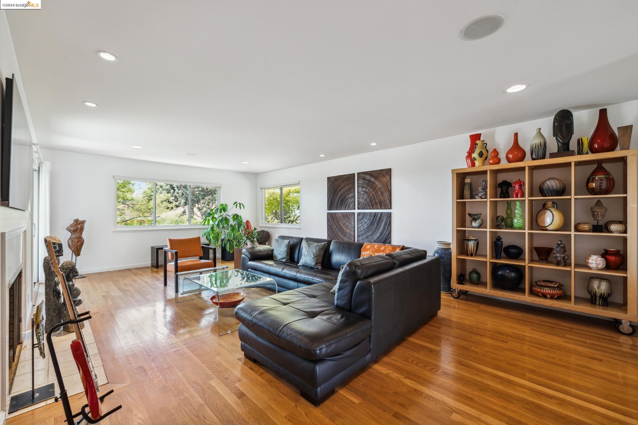 1408 Regent Dr