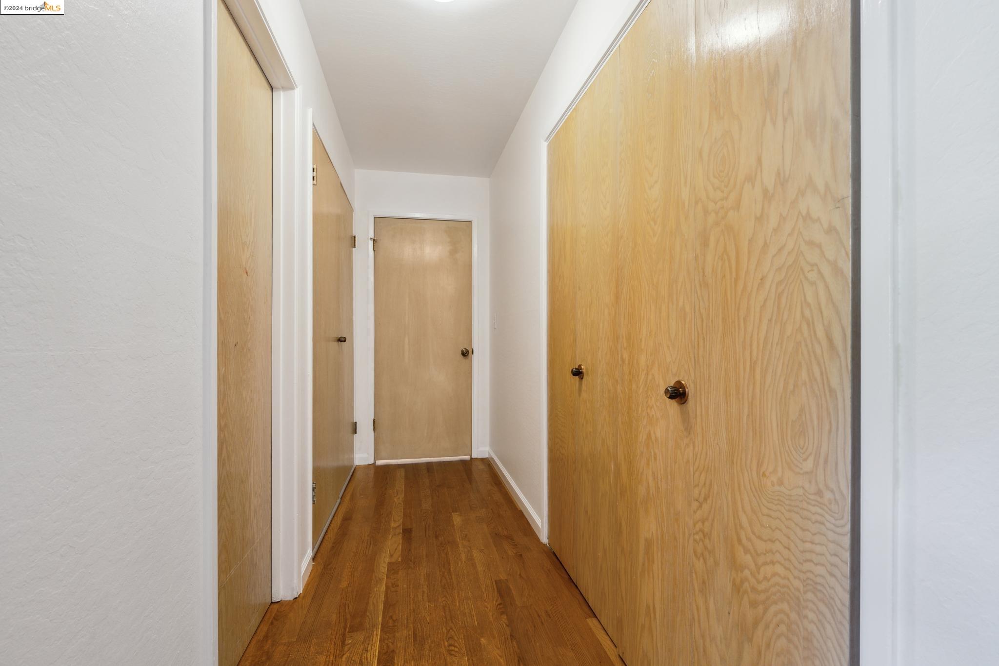 1408 Regent Dr