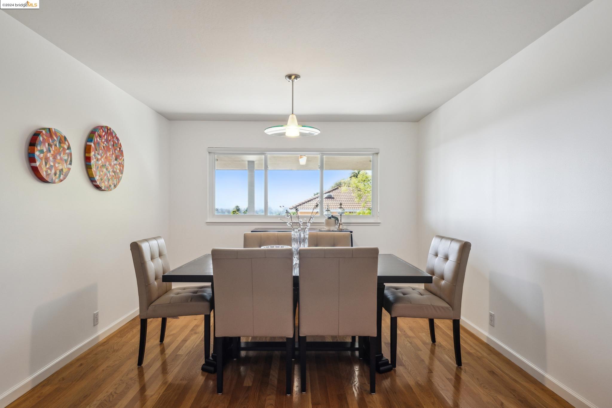 1408 Regent Dr