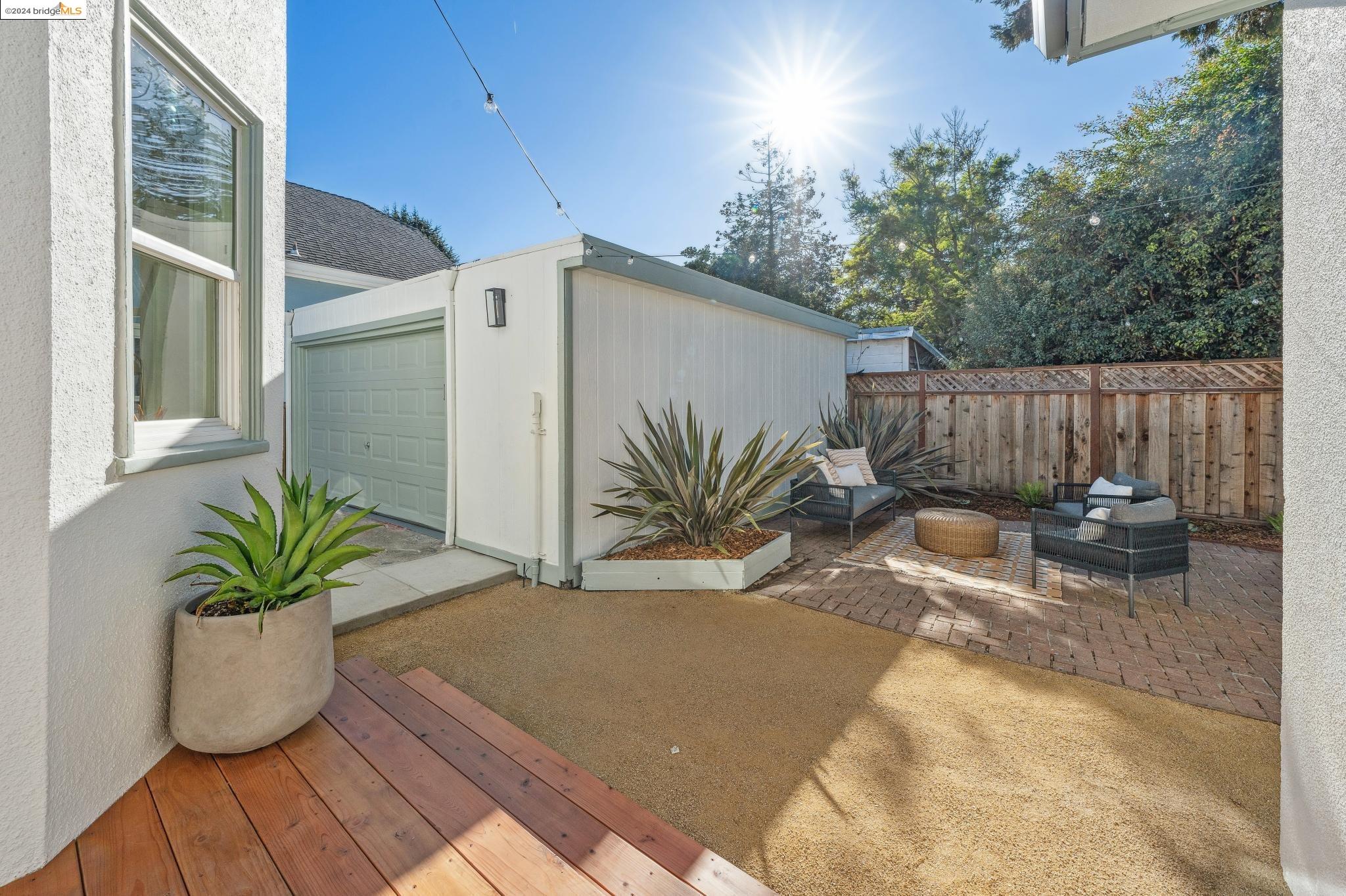 643 Woodland Ave