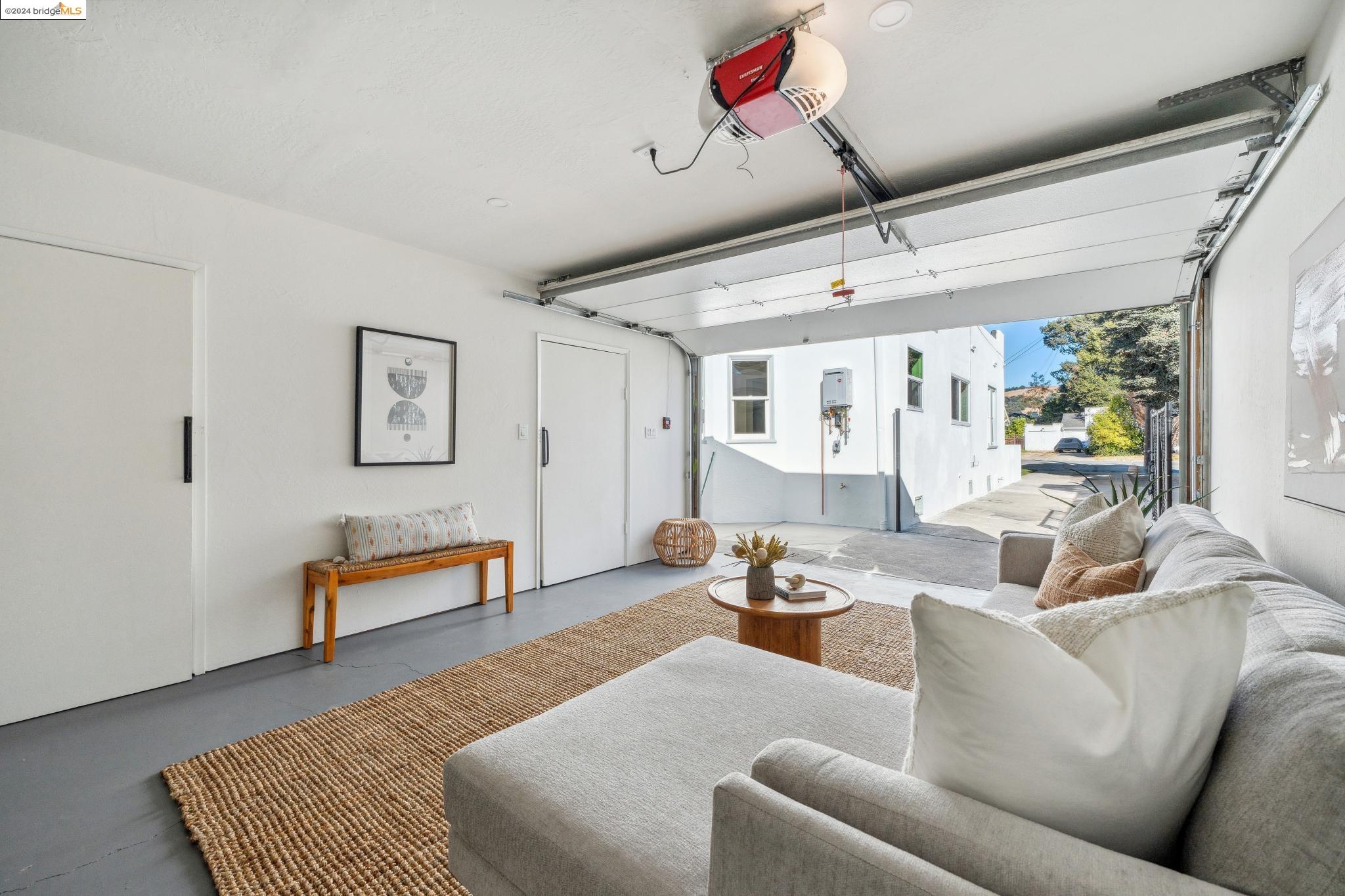 643 Woodland Ave