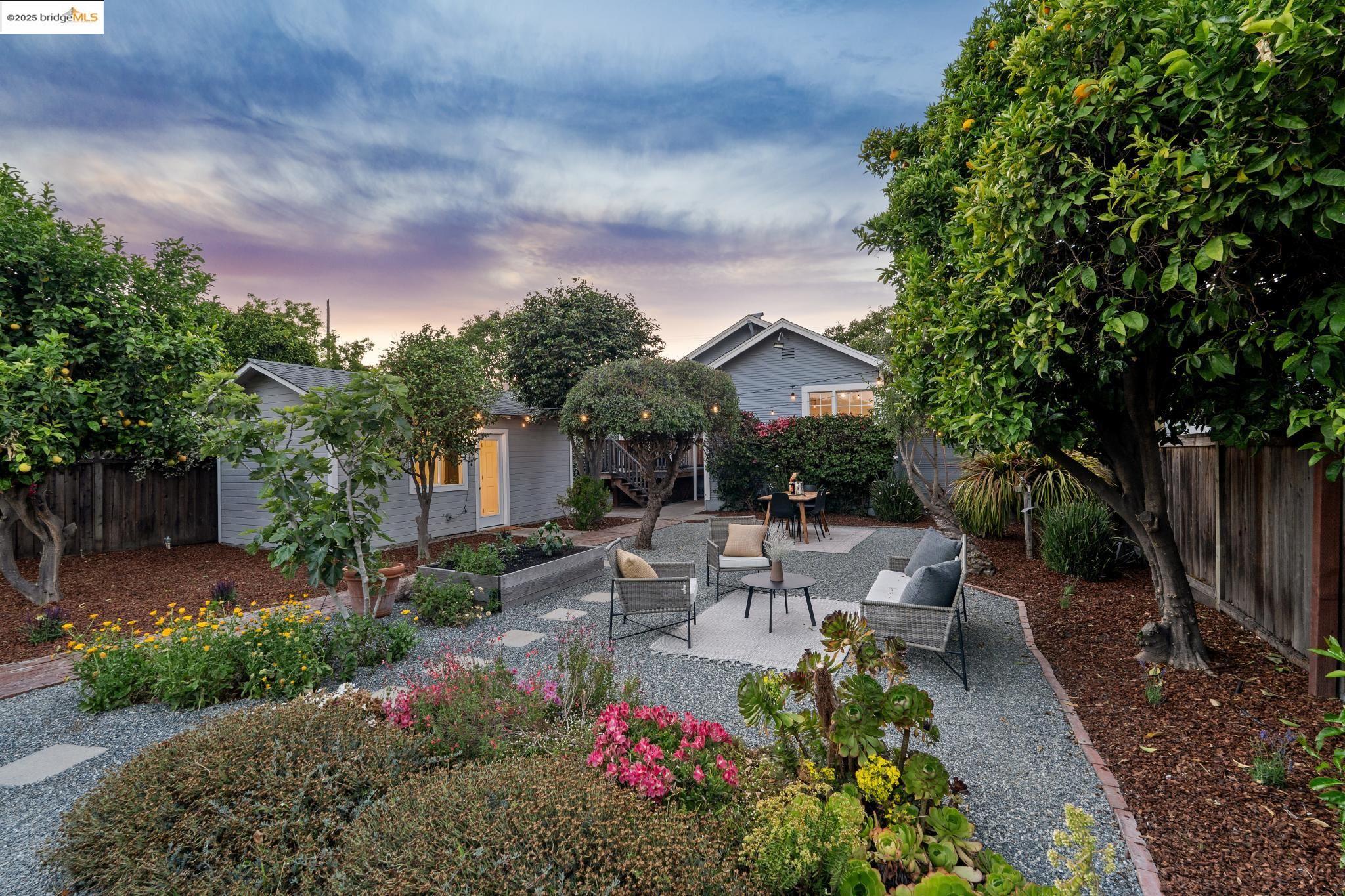 821 Estudillo Ave