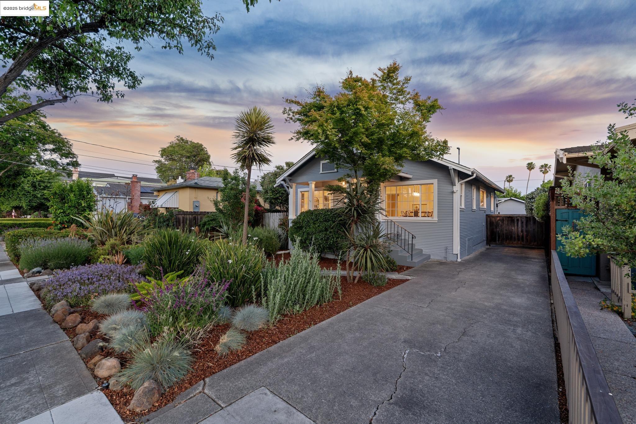 821 Estudillo Ave