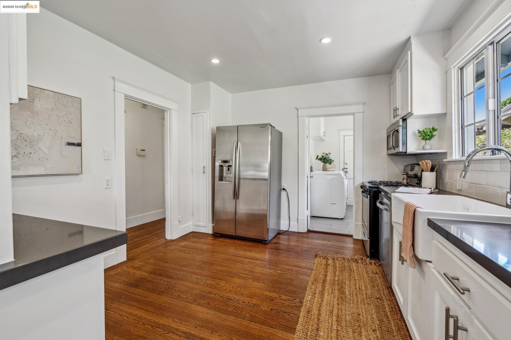 821 Estudillo Ave