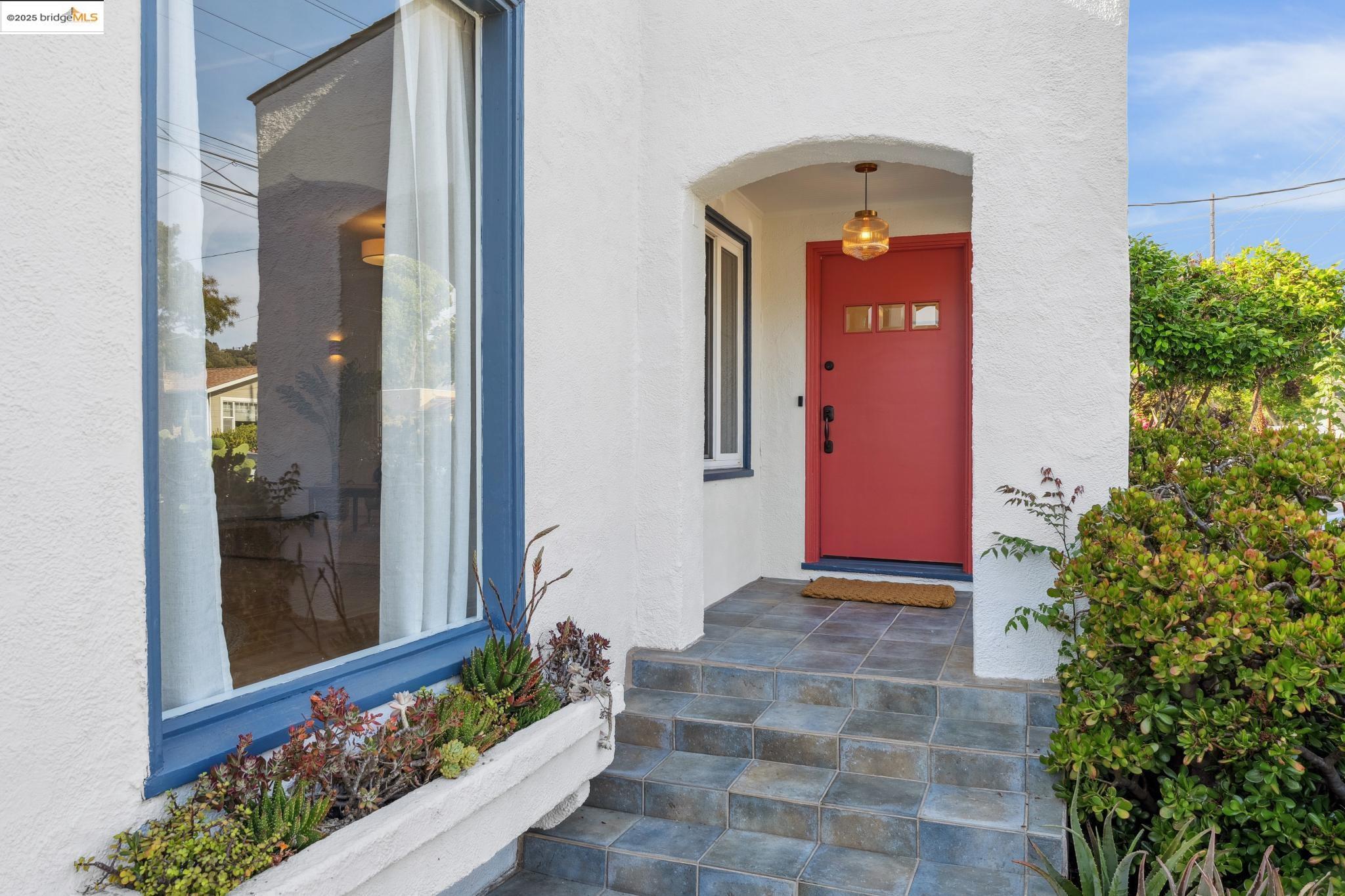533 Lewis Ave