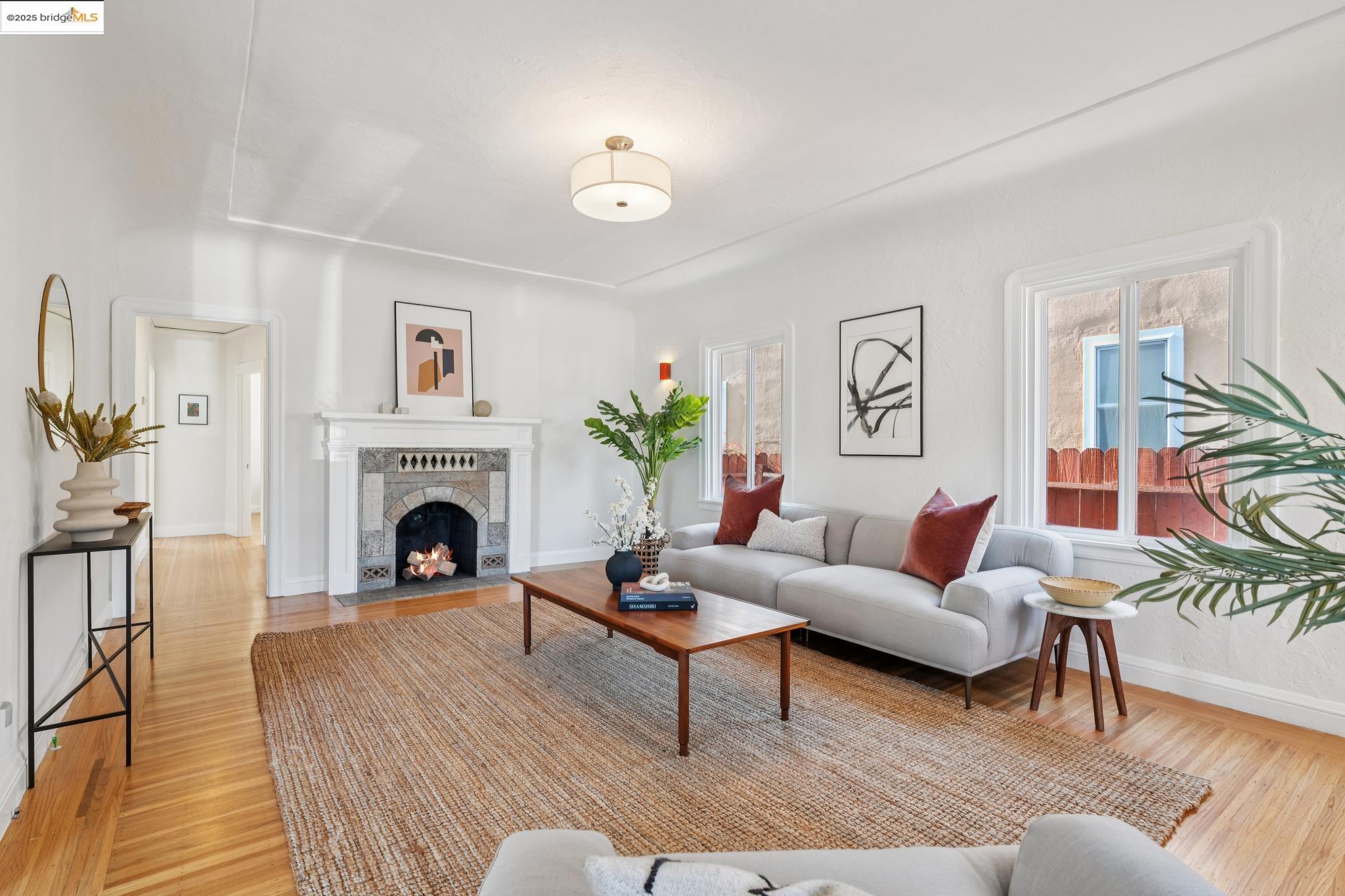 533 Lewis Ave