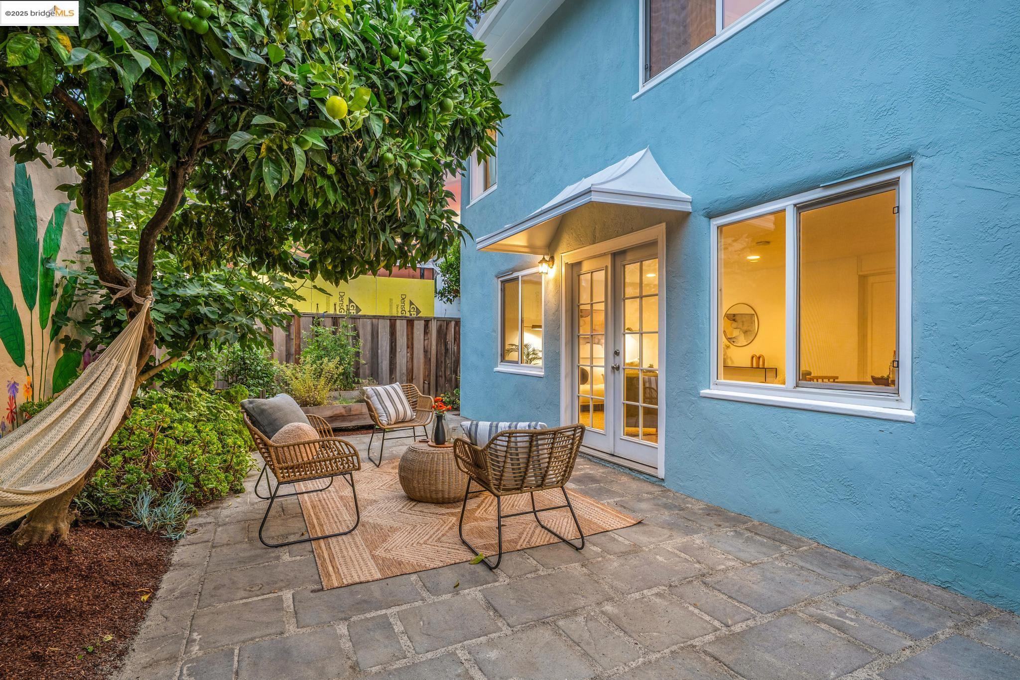 1044 Collier Dr