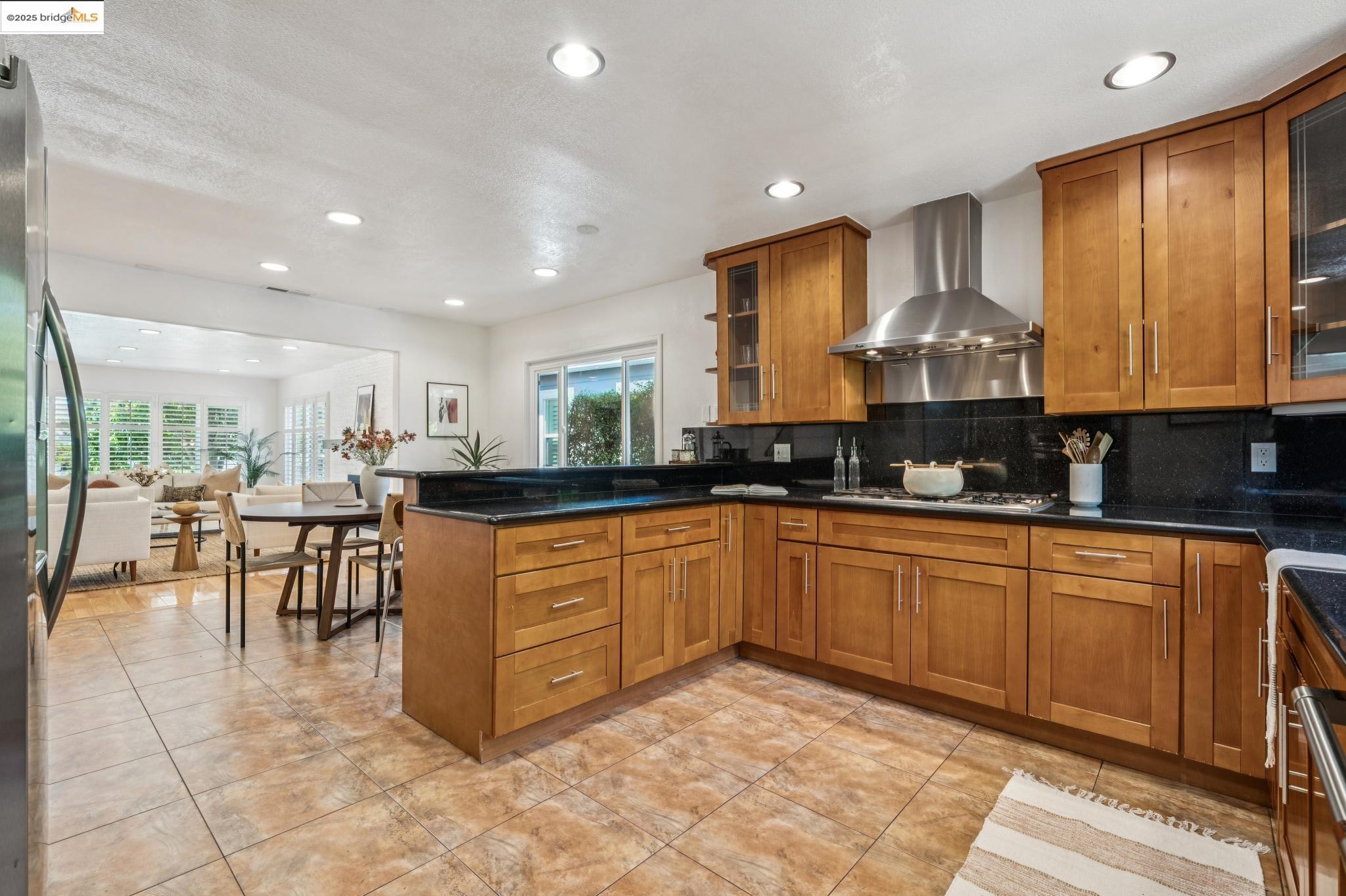 1044 Collier Dr