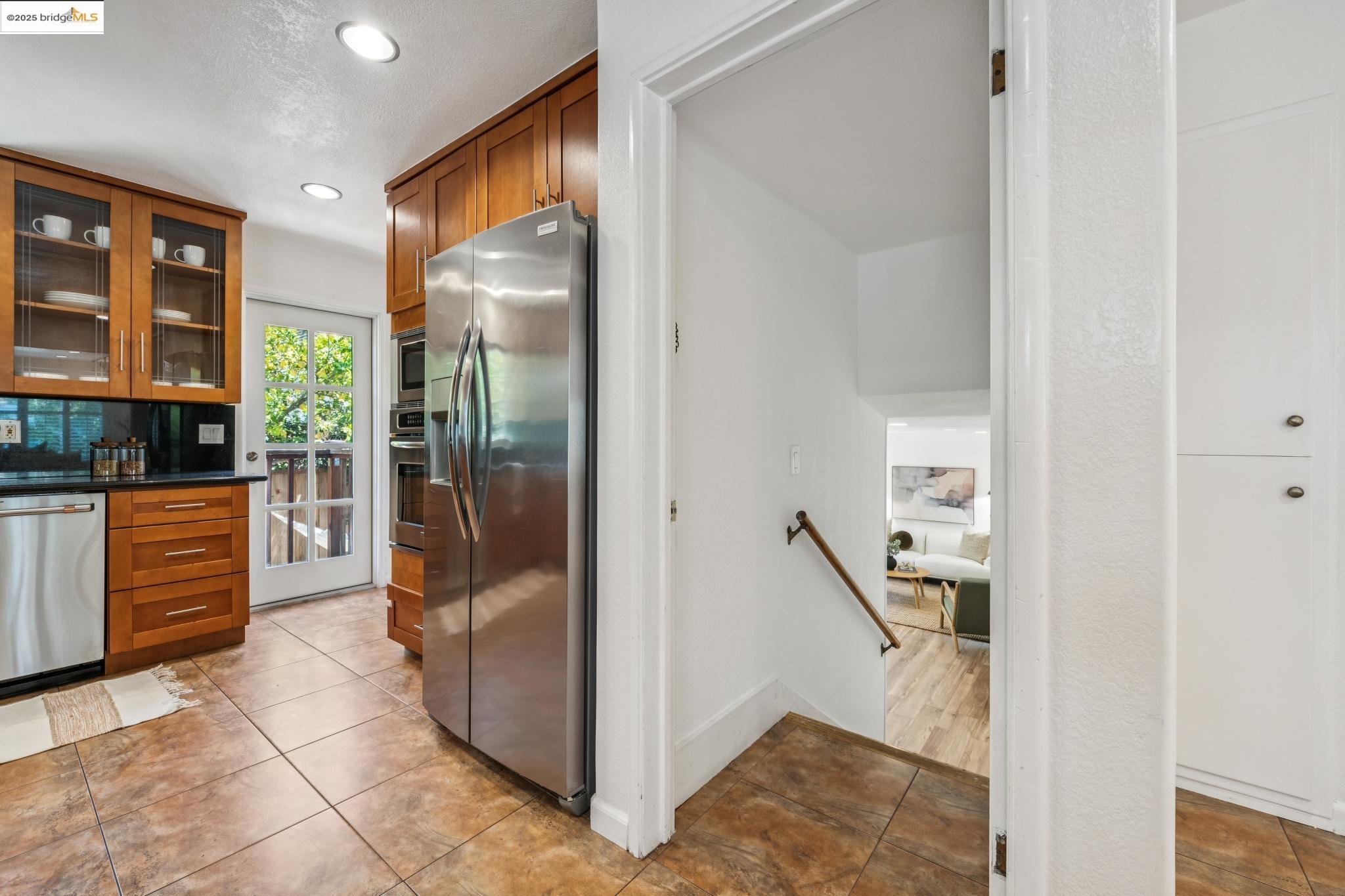 1044 Collier Dr