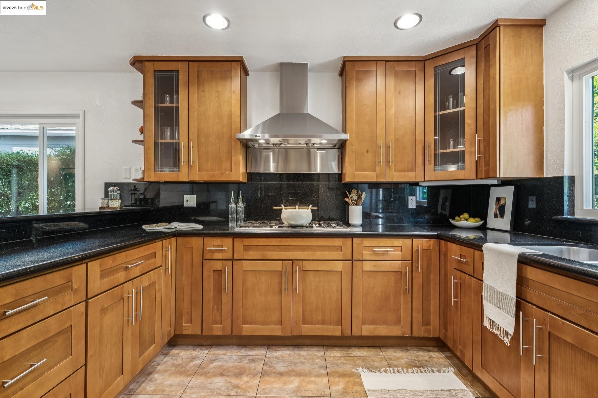 1044 Collier Dr