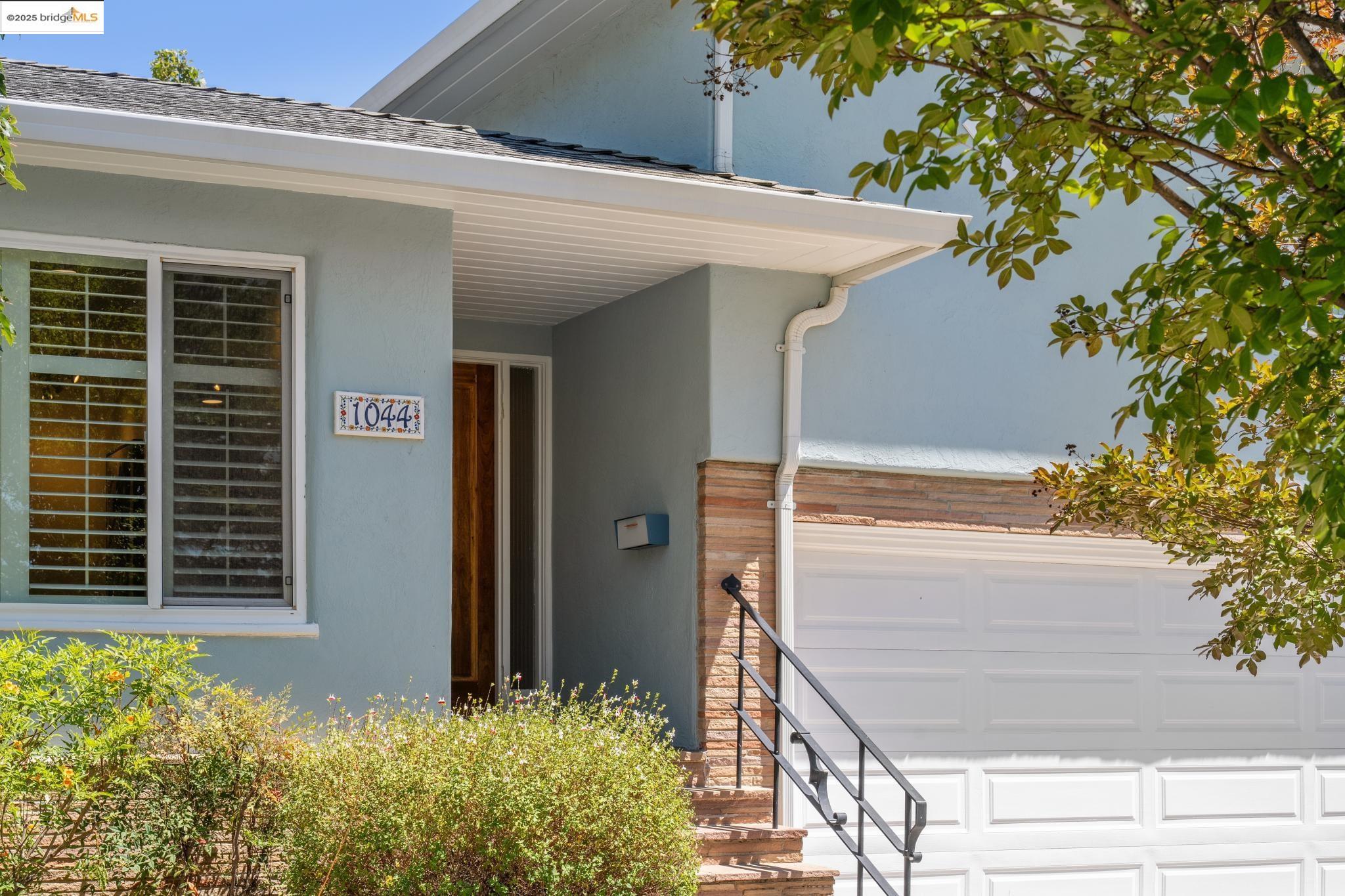 1044 Collier Dr