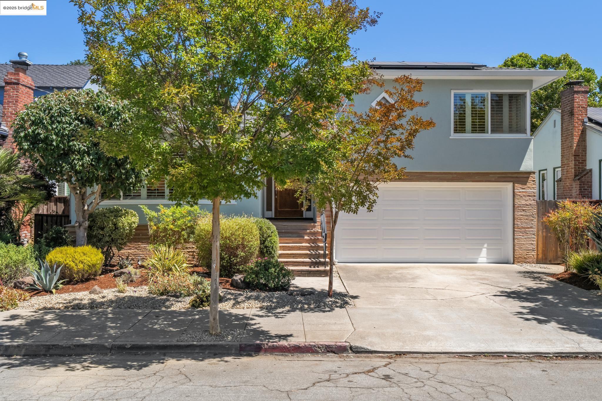 1044 Collier Dr
