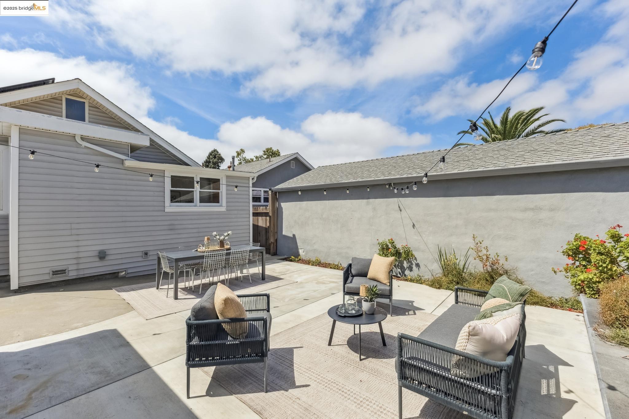 470 Bancroft Ave