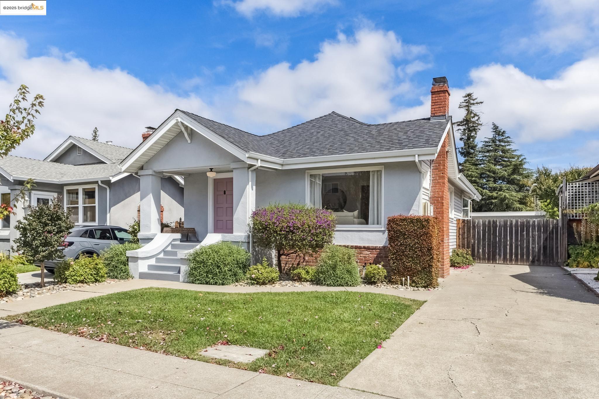 470 Bancroft Ave