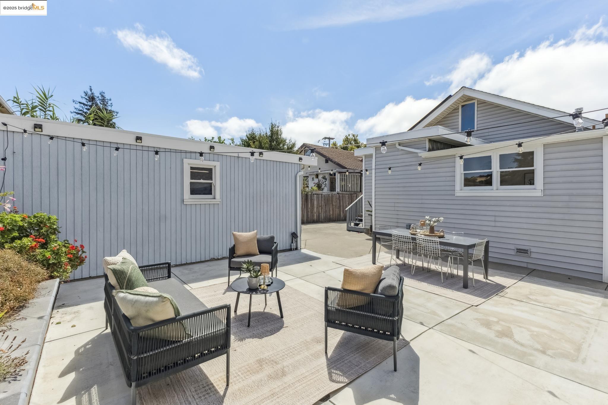 470 Bancroft Ave