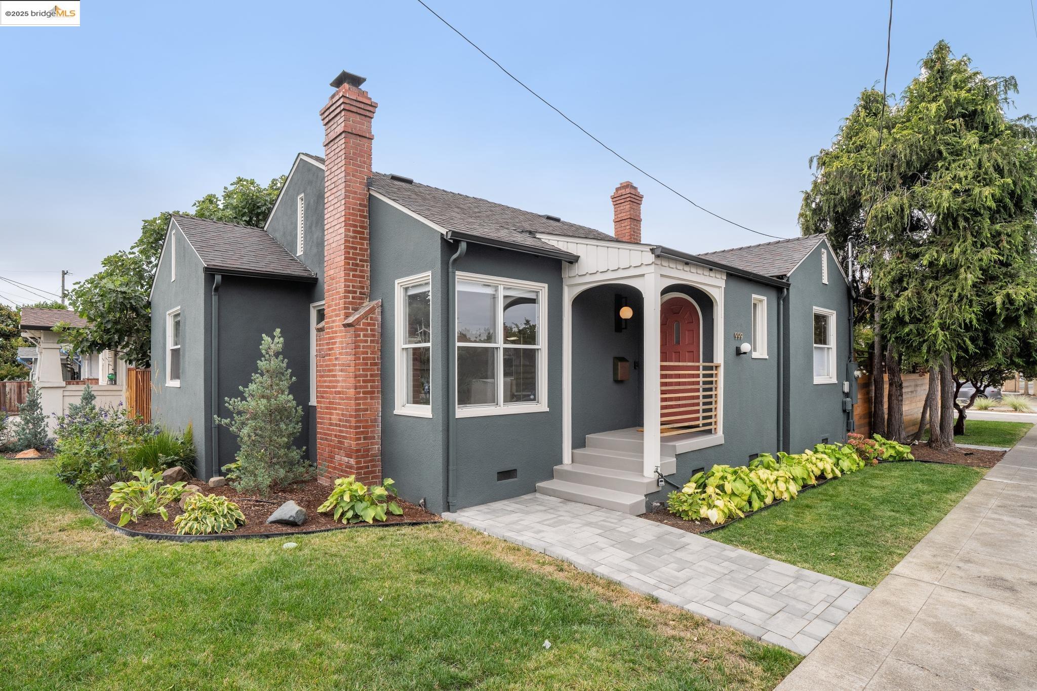 999 Alice Ave