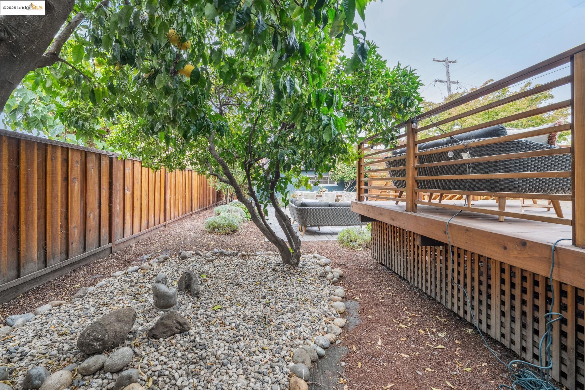 999 Alice Ave
