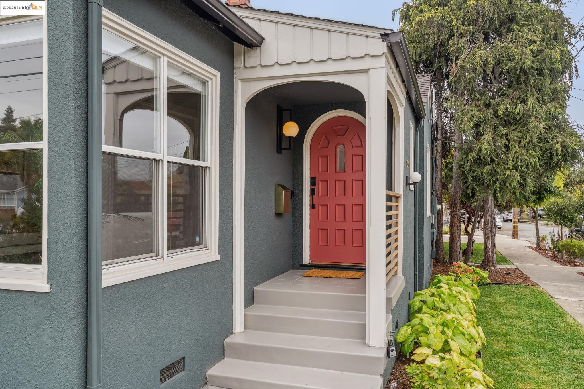 999 Alice Ave