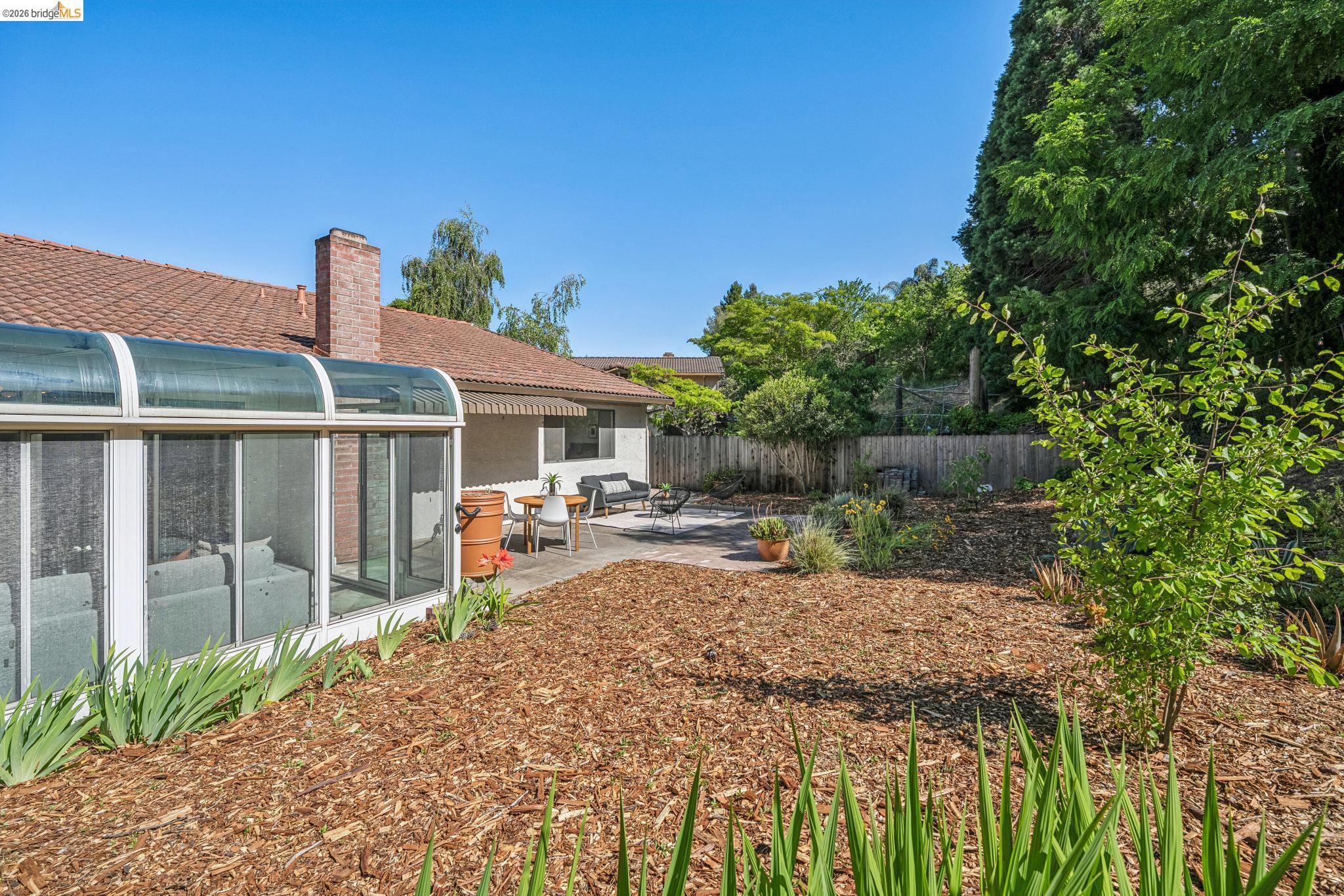 5672 Torrey Pine Ct