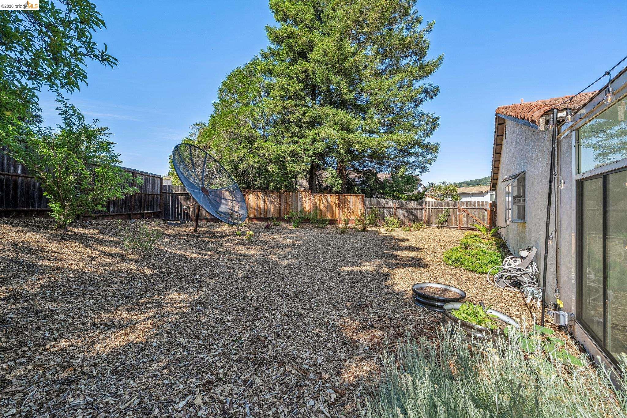 5672 Torrey Pine Ct