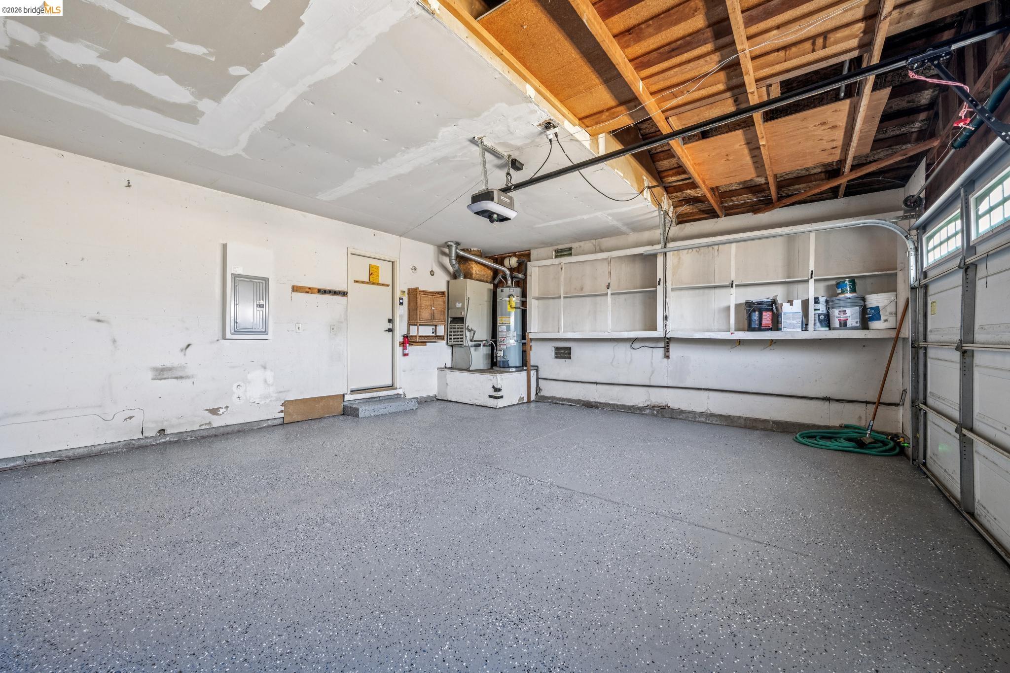 5672 Torrey Pine Ct